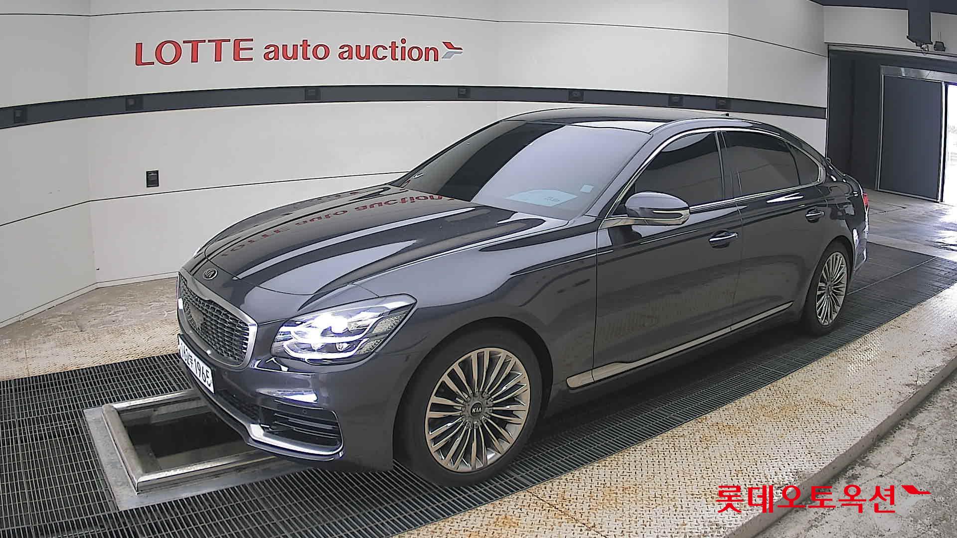 2019 - kia k9