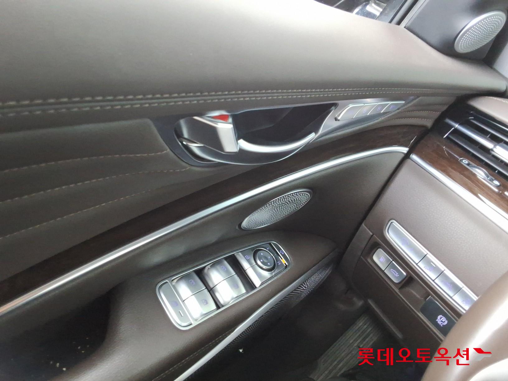 2019 - kia k9