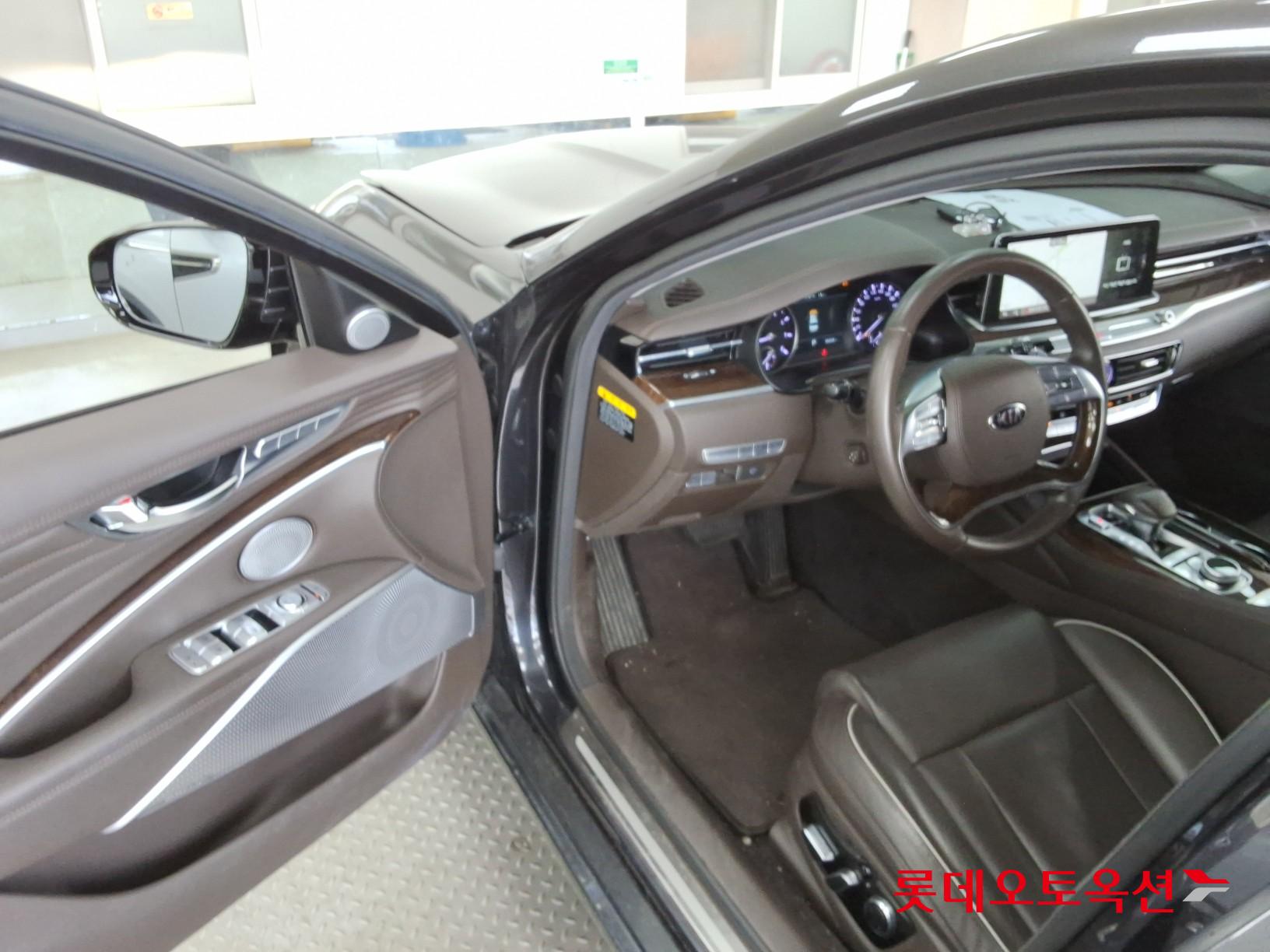 2019 - kia k9