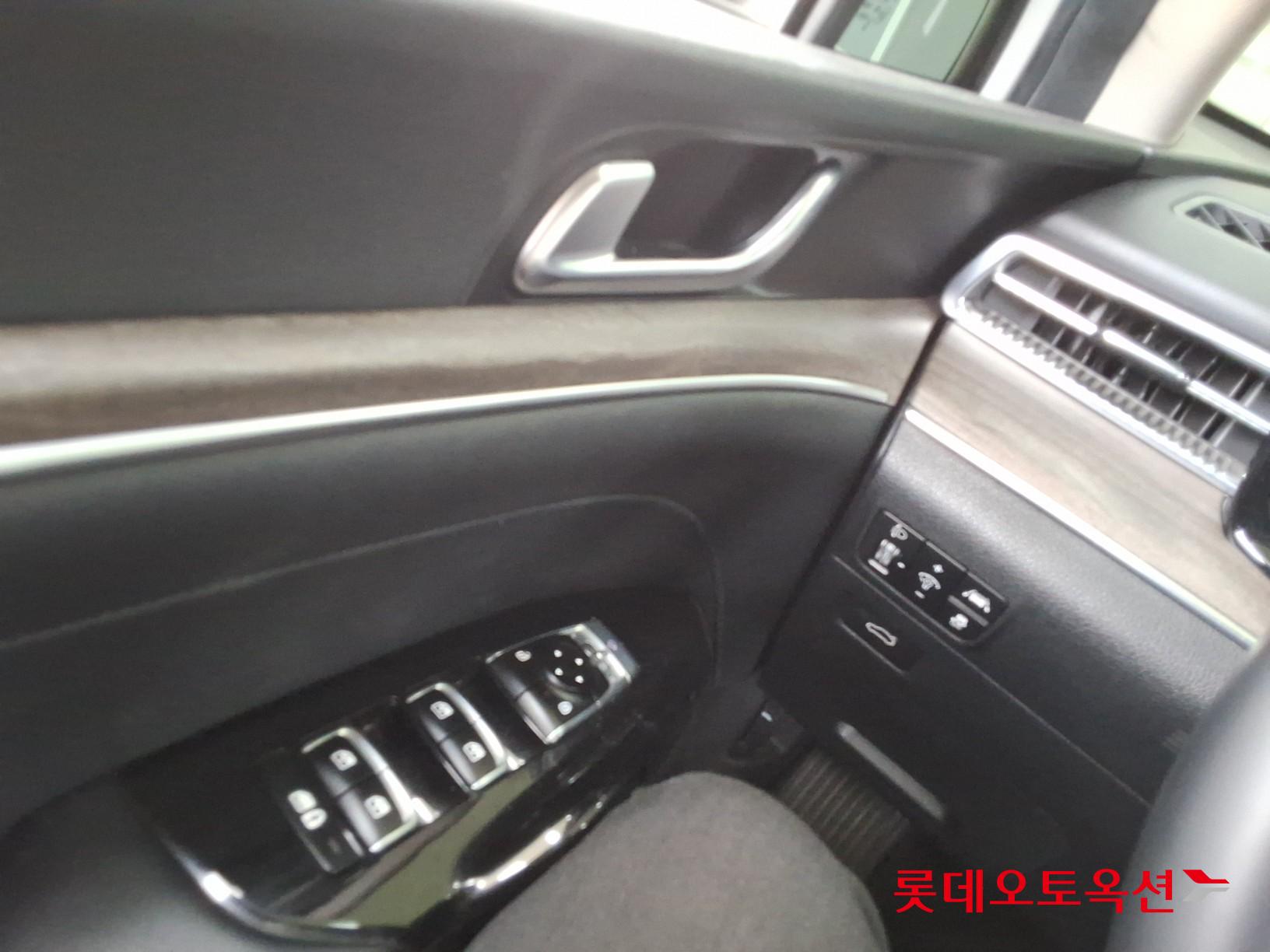 2021 - kia k5