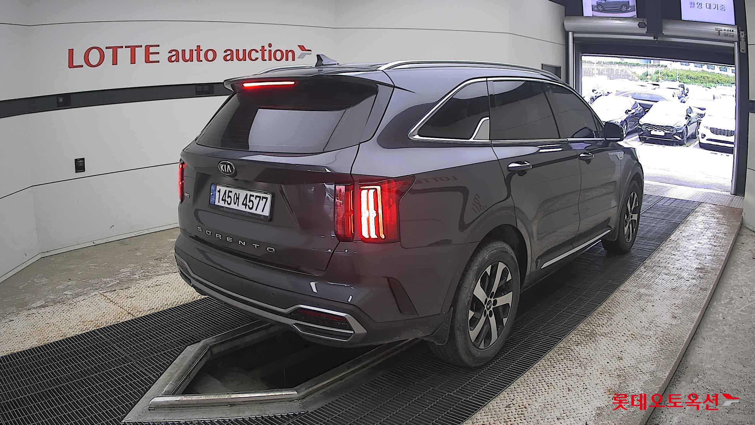 2021 - kia sorento