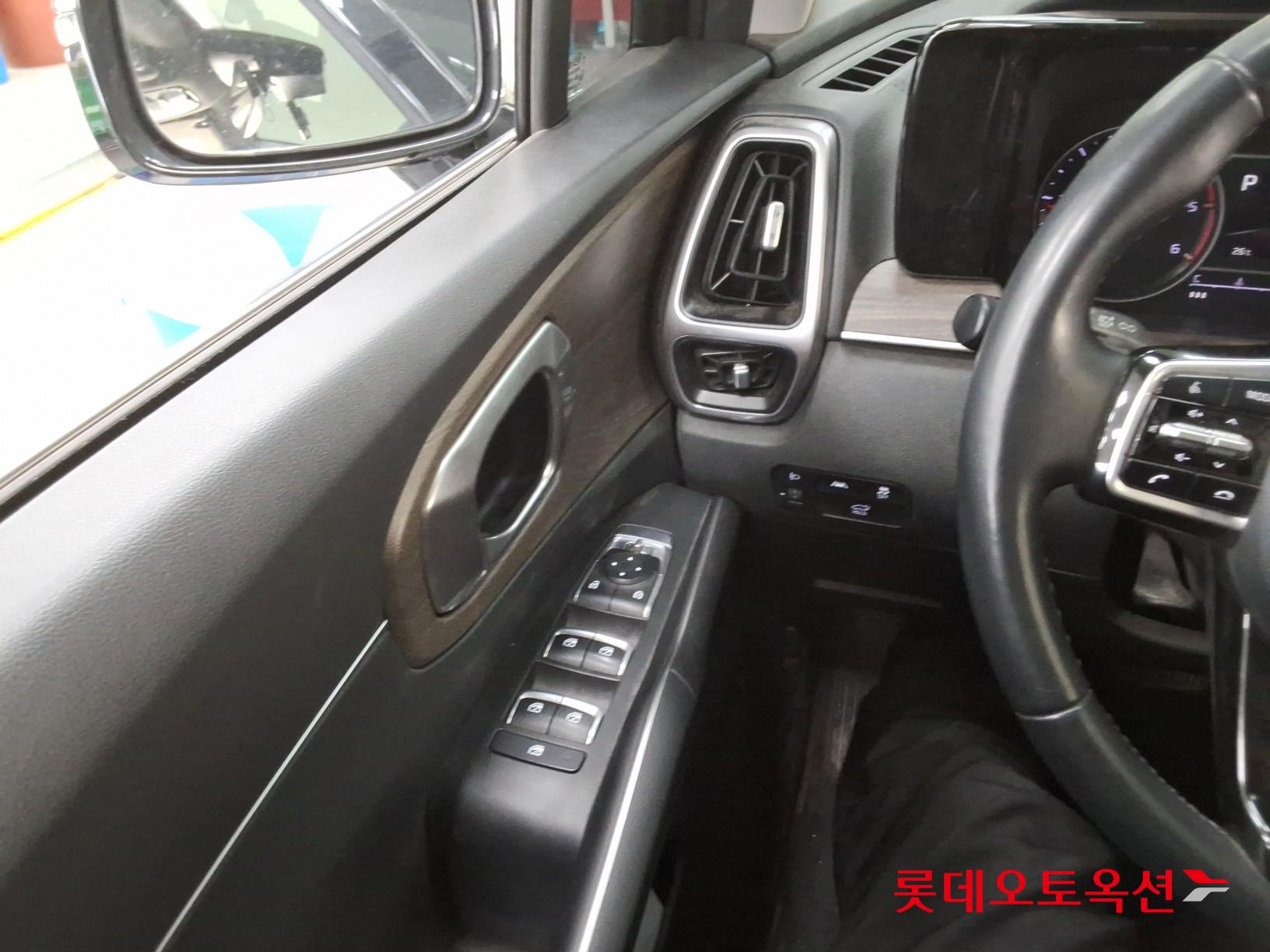 2021 - kia sorento