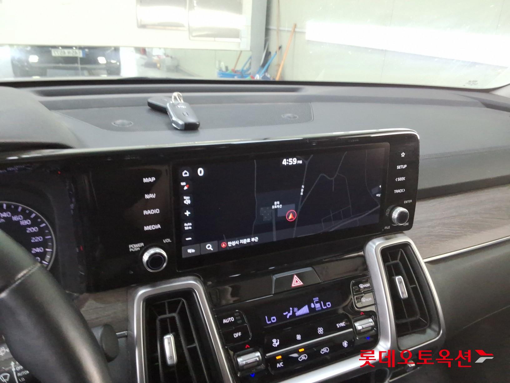 2021 - kia sorento