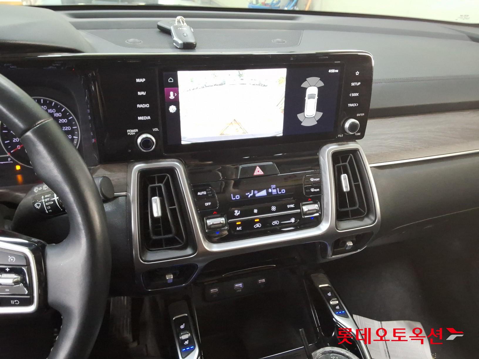2021 - kia sorento