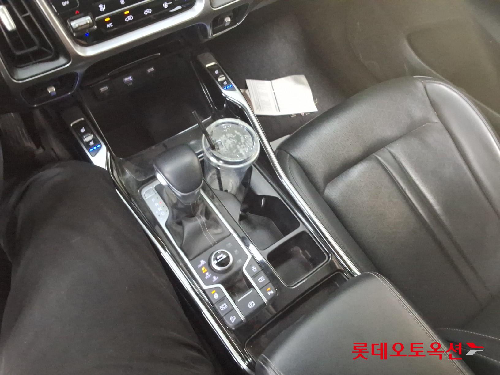 2021 - kia sorento