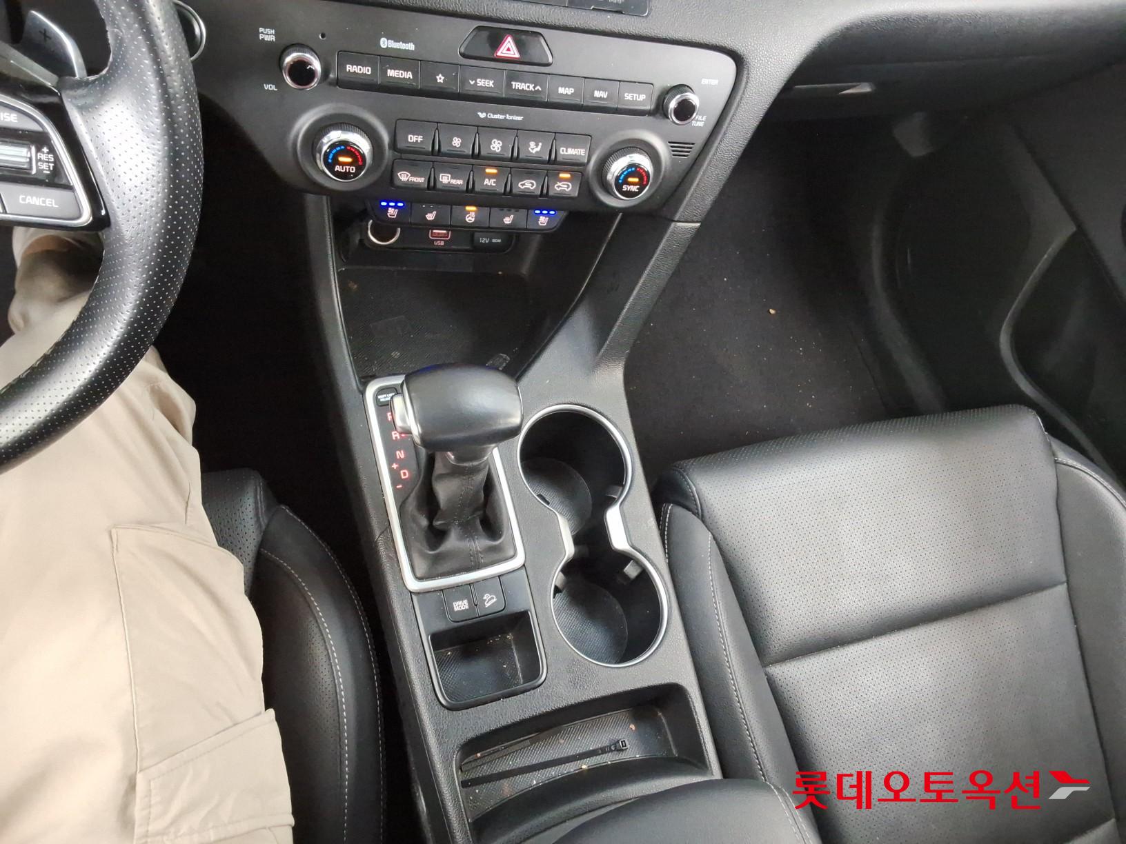 2019 - kia sportage