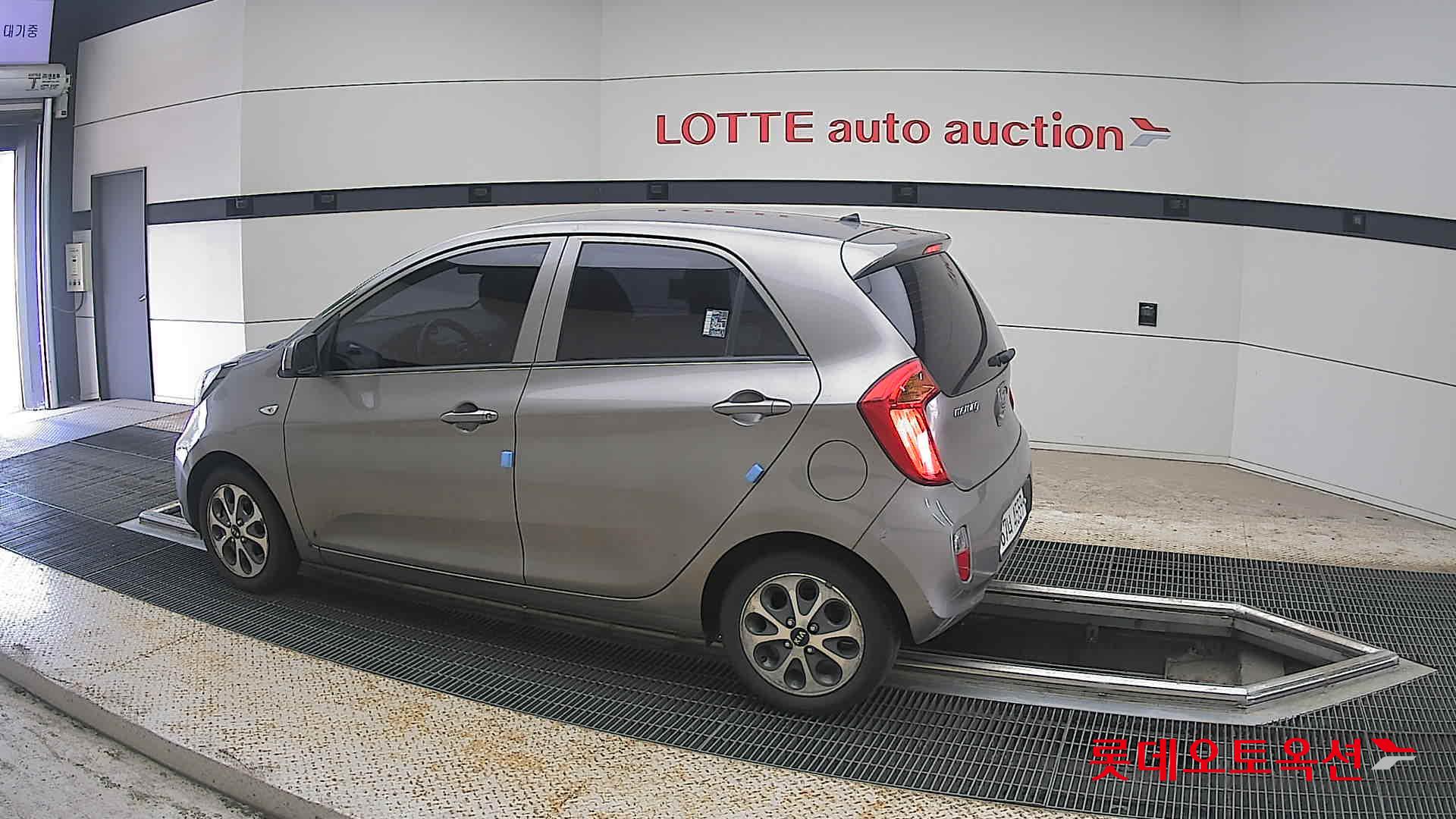 2012 - kia morning