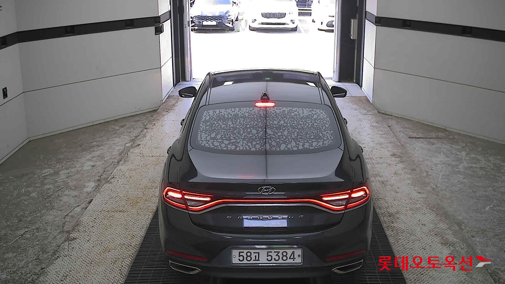 2018 - hyundai grandeur