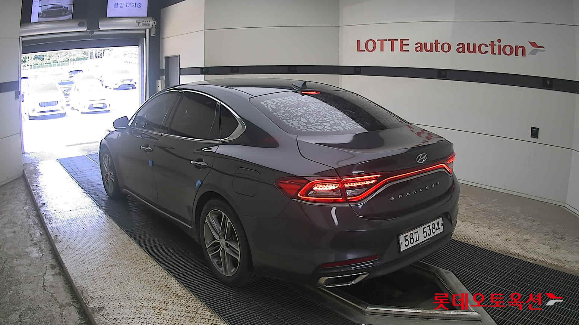 2018 - hyundai grandeur