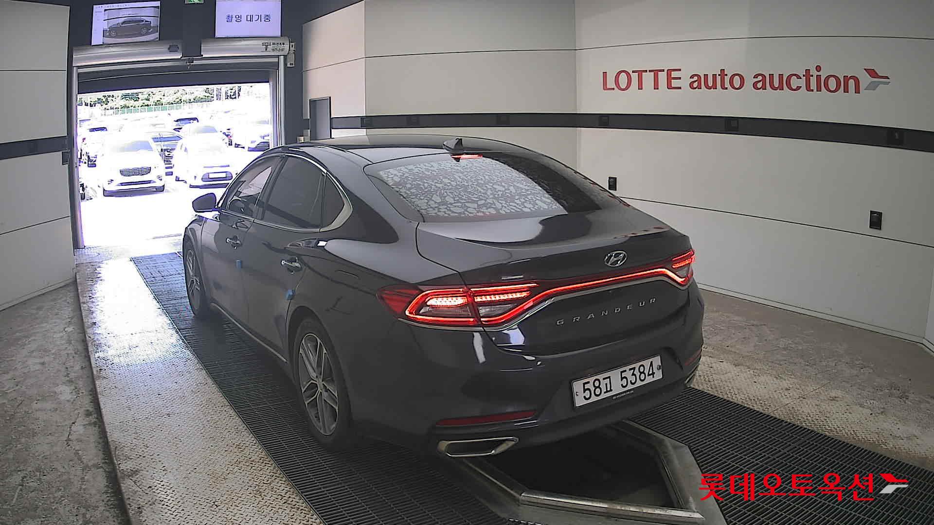 2018 - hyundai grandeur