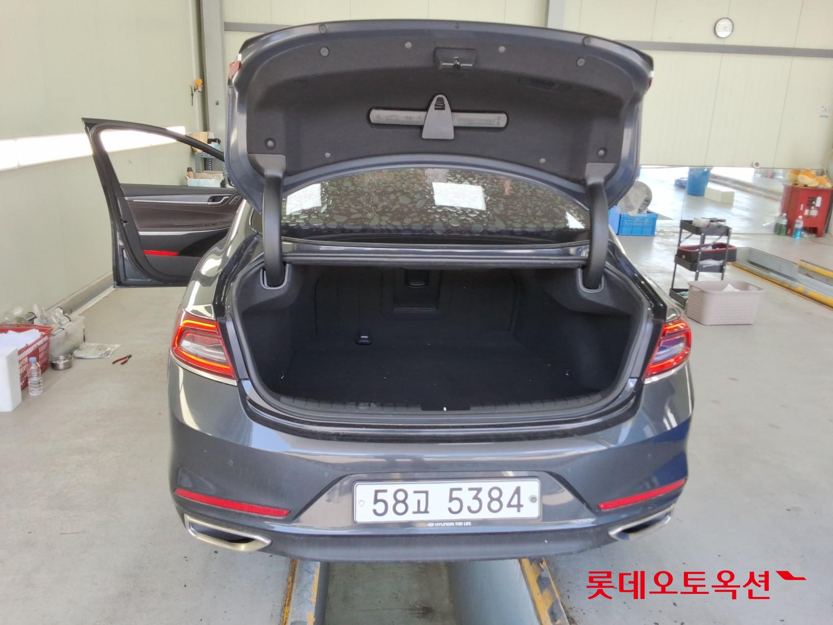 2018 - hyundai grandeur