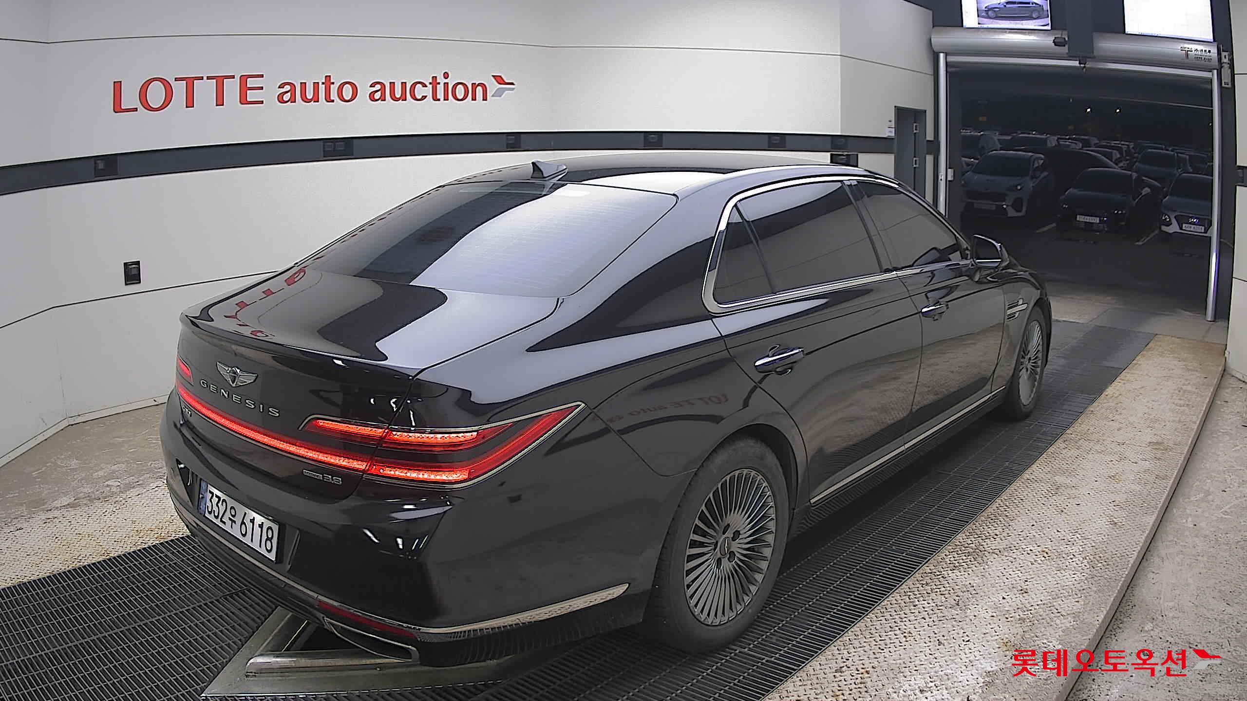 2019 - genesis g90