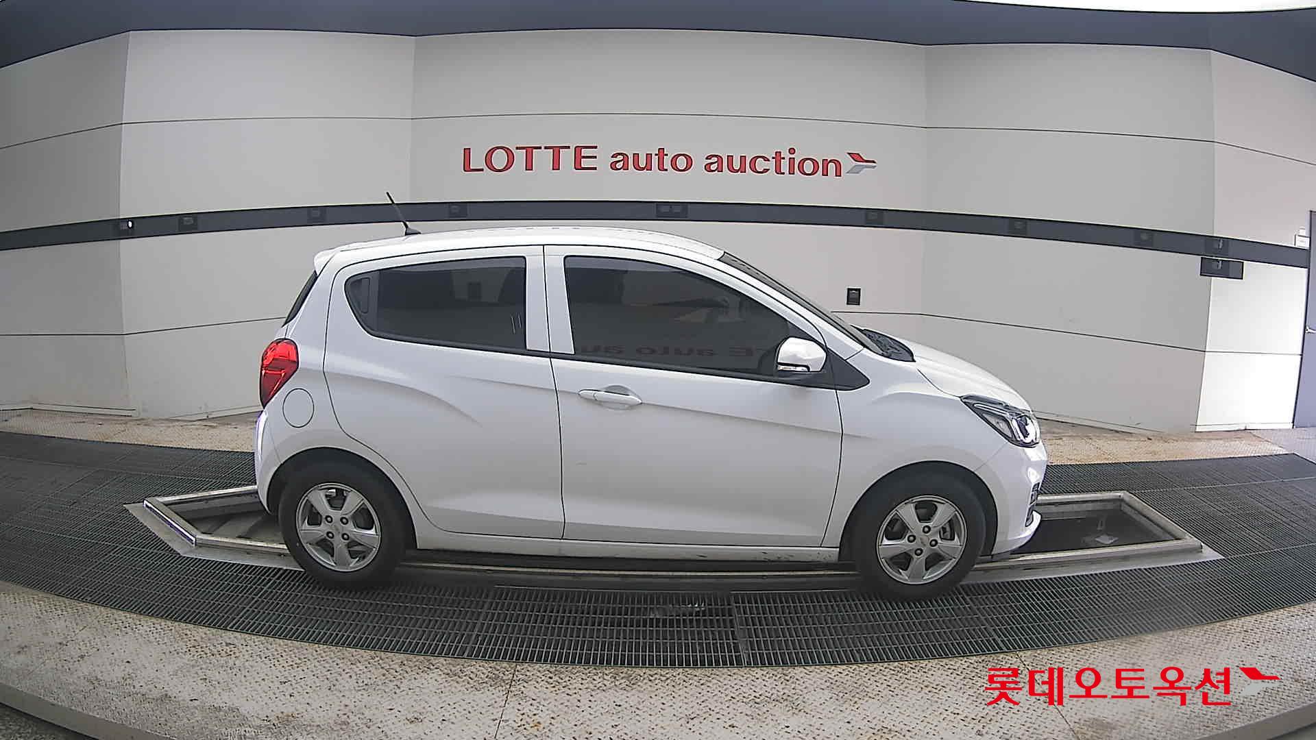 2019 - chevrolet spark