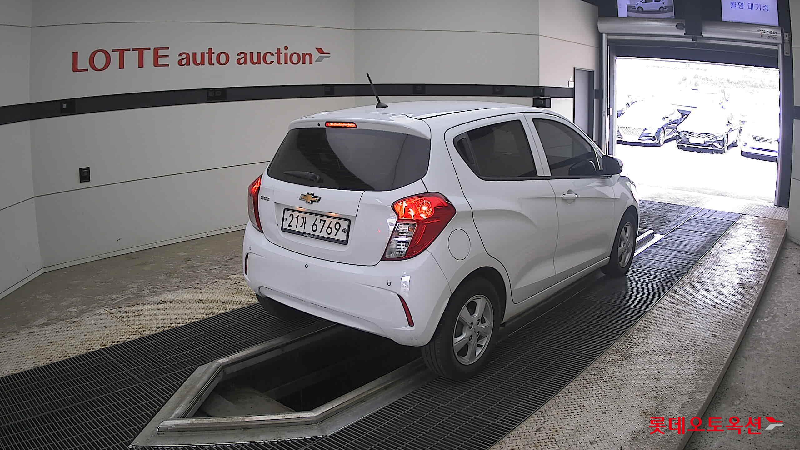 2019 - chevrolet spark