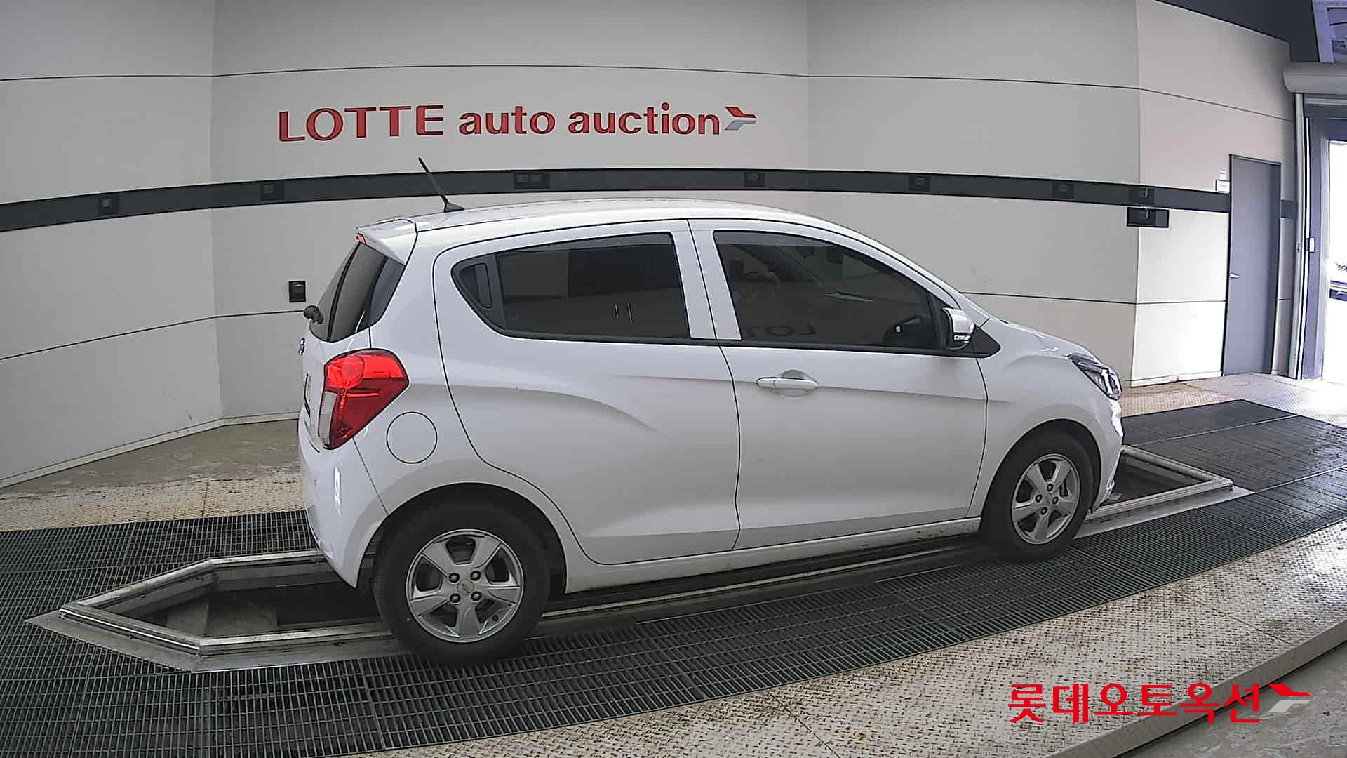 2019 - chevrolet spark