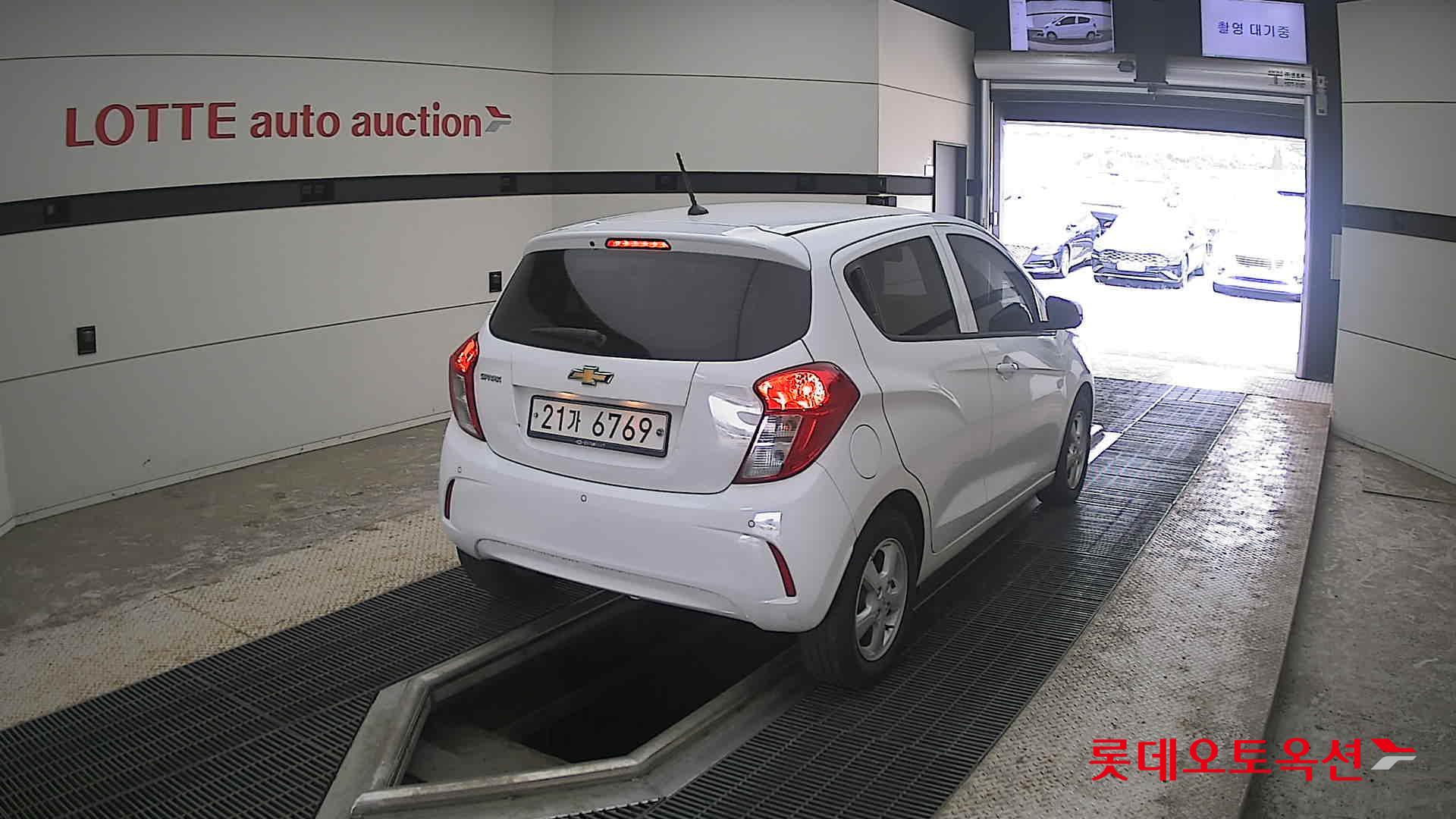 2019 - chevrolet spark