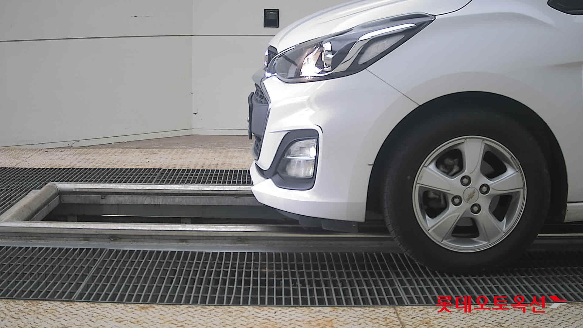 2019 - chevrolet spark