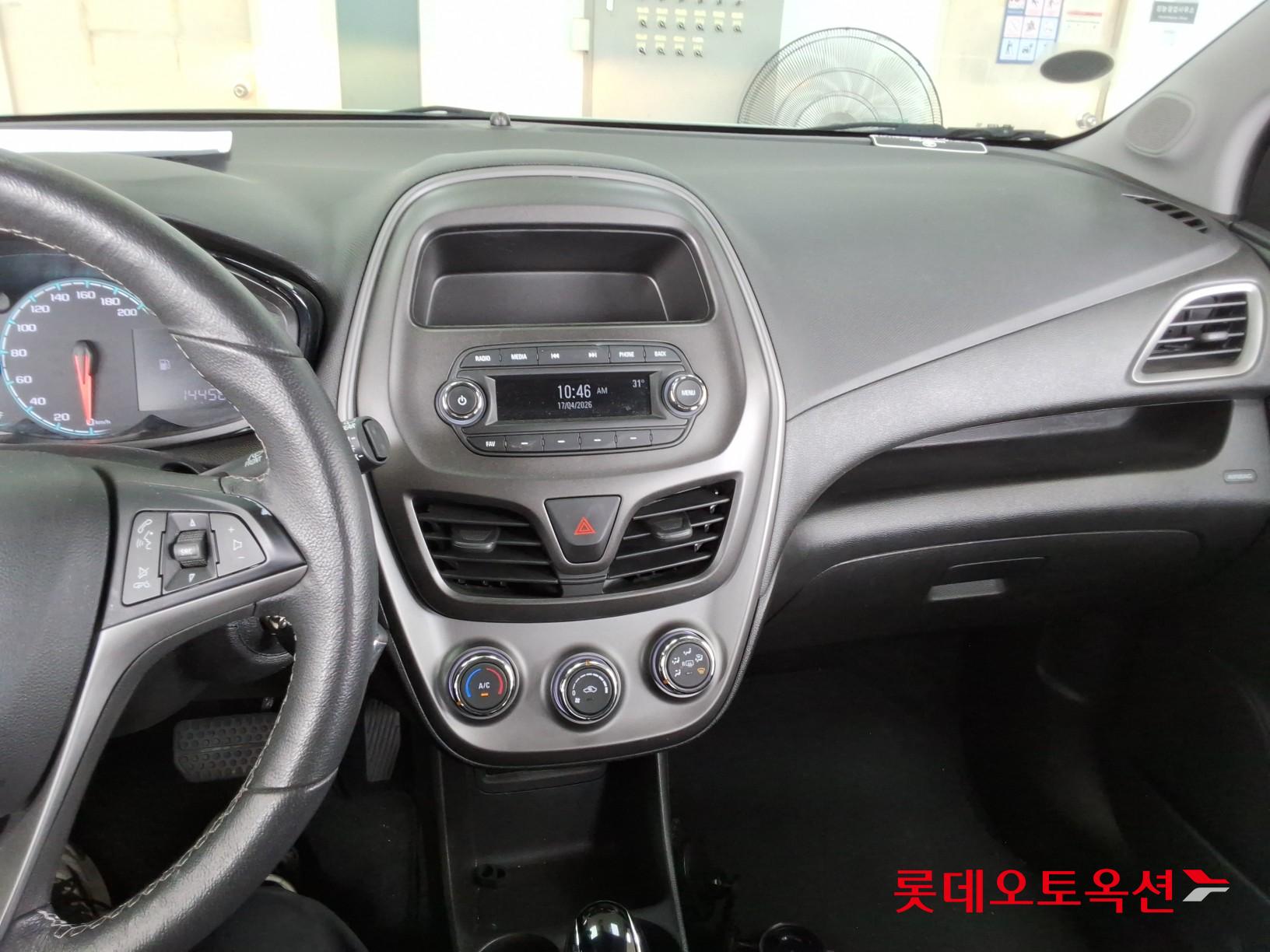 2019 - chevrolet spark