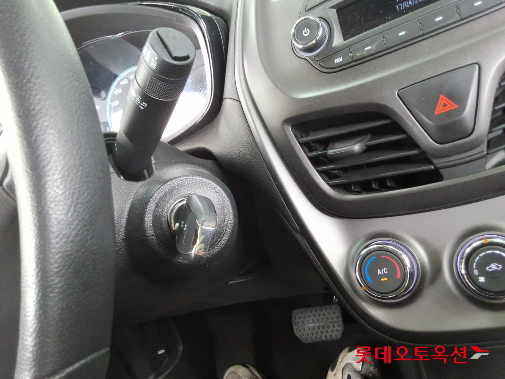 2019 - chevrolet spark