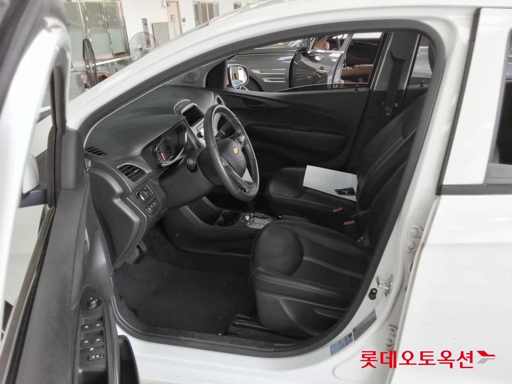 2019 - chevrolet spark