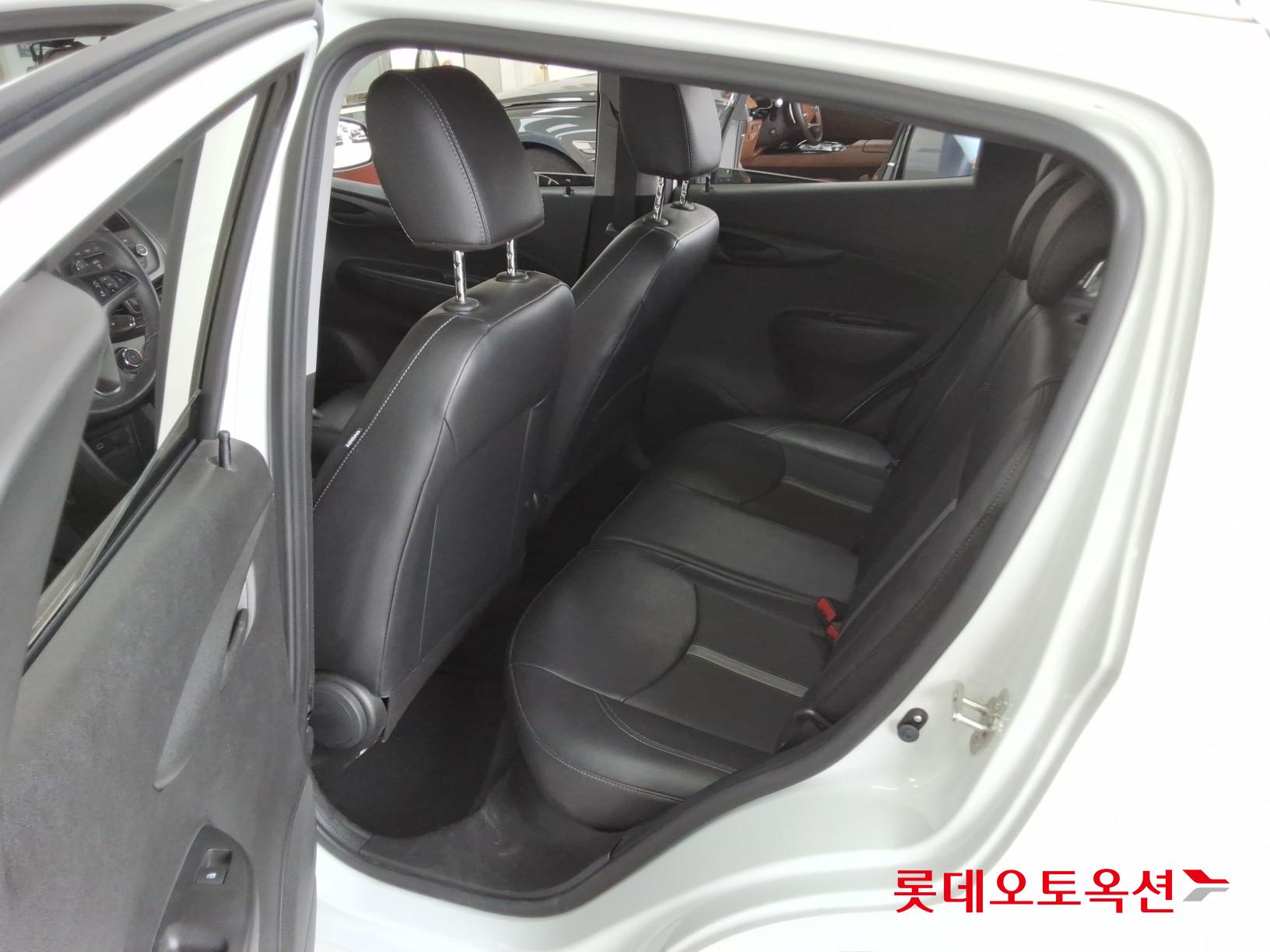 2019 - chevrolet spark