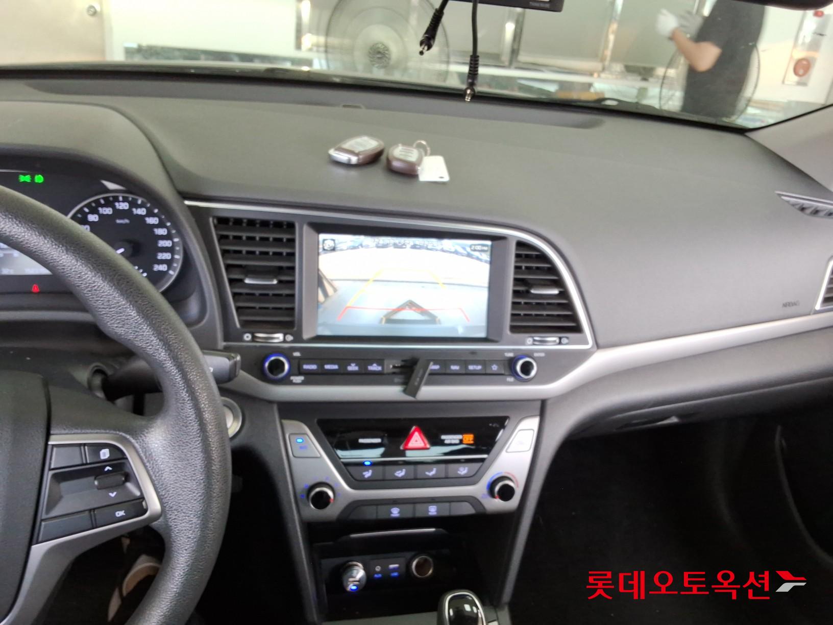 2018 - hyundai avante