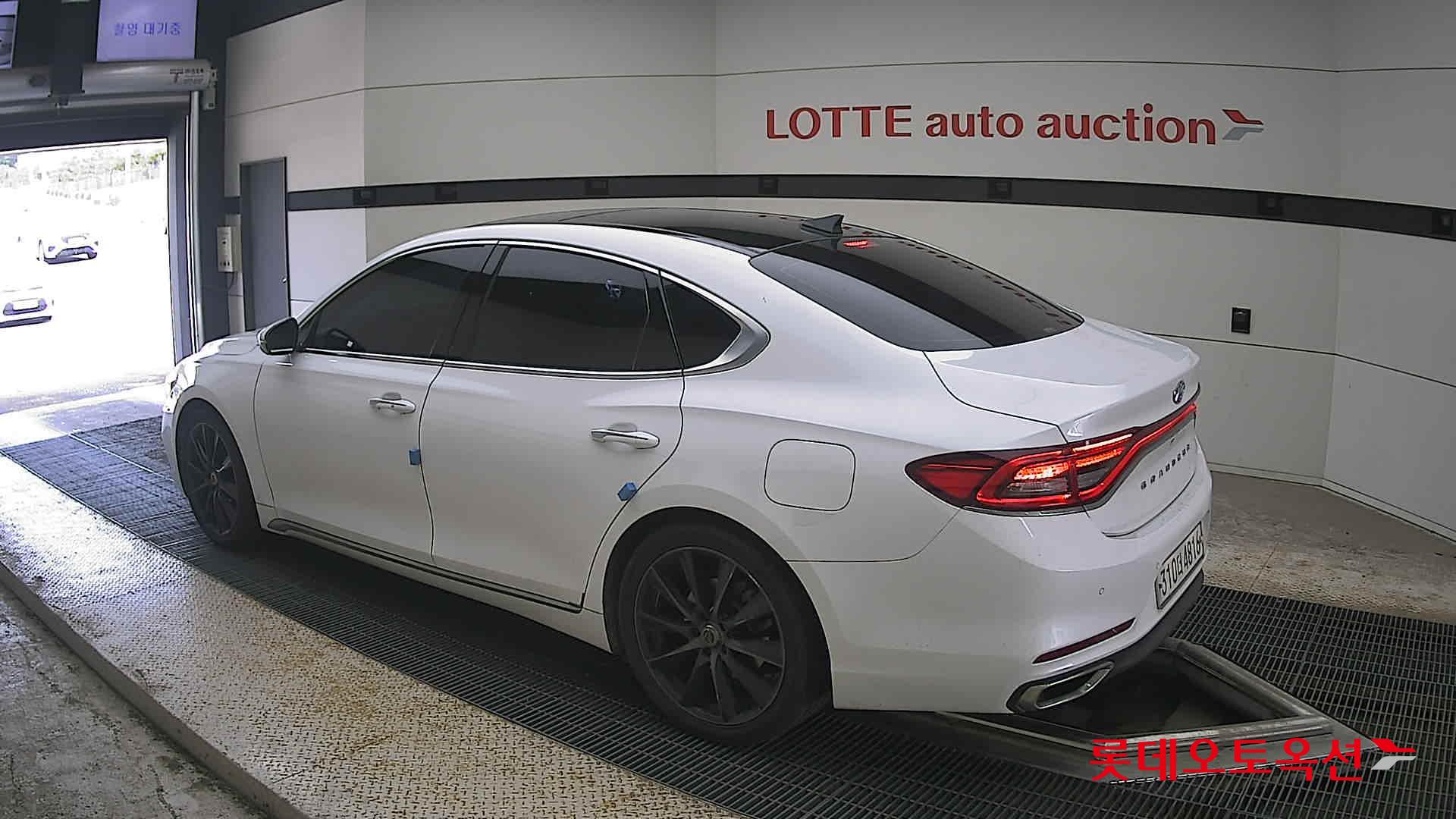2019 - hyundai grandeur