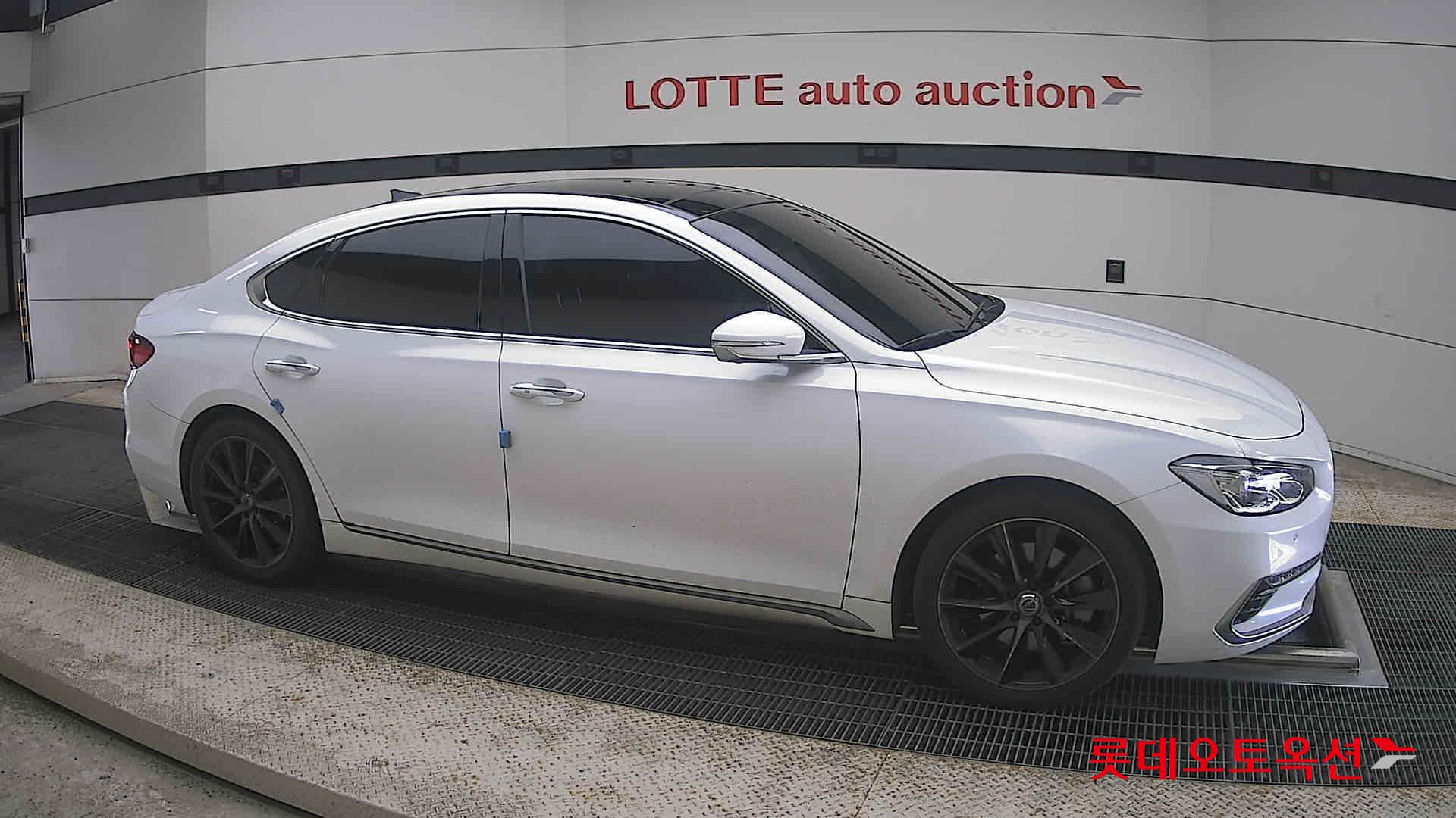 2019 - hyundai grandeur
