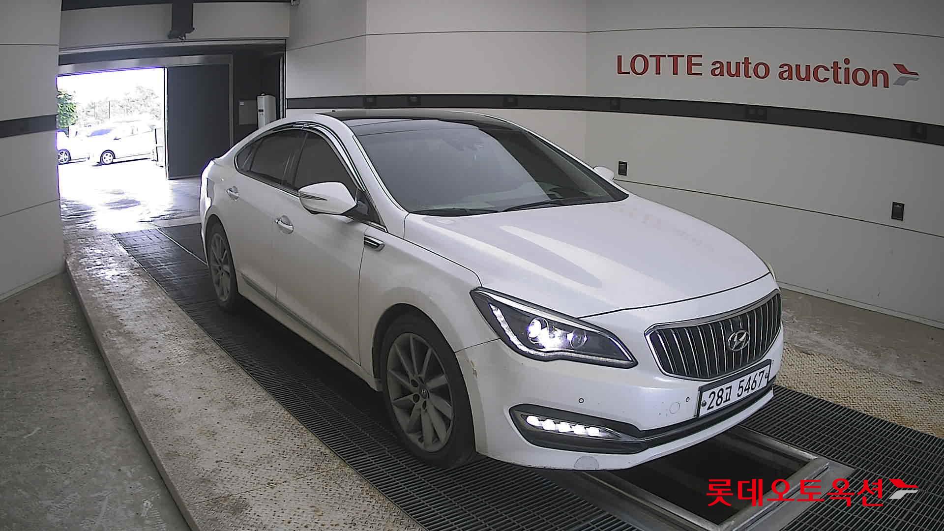 2015 - hyundai aslan