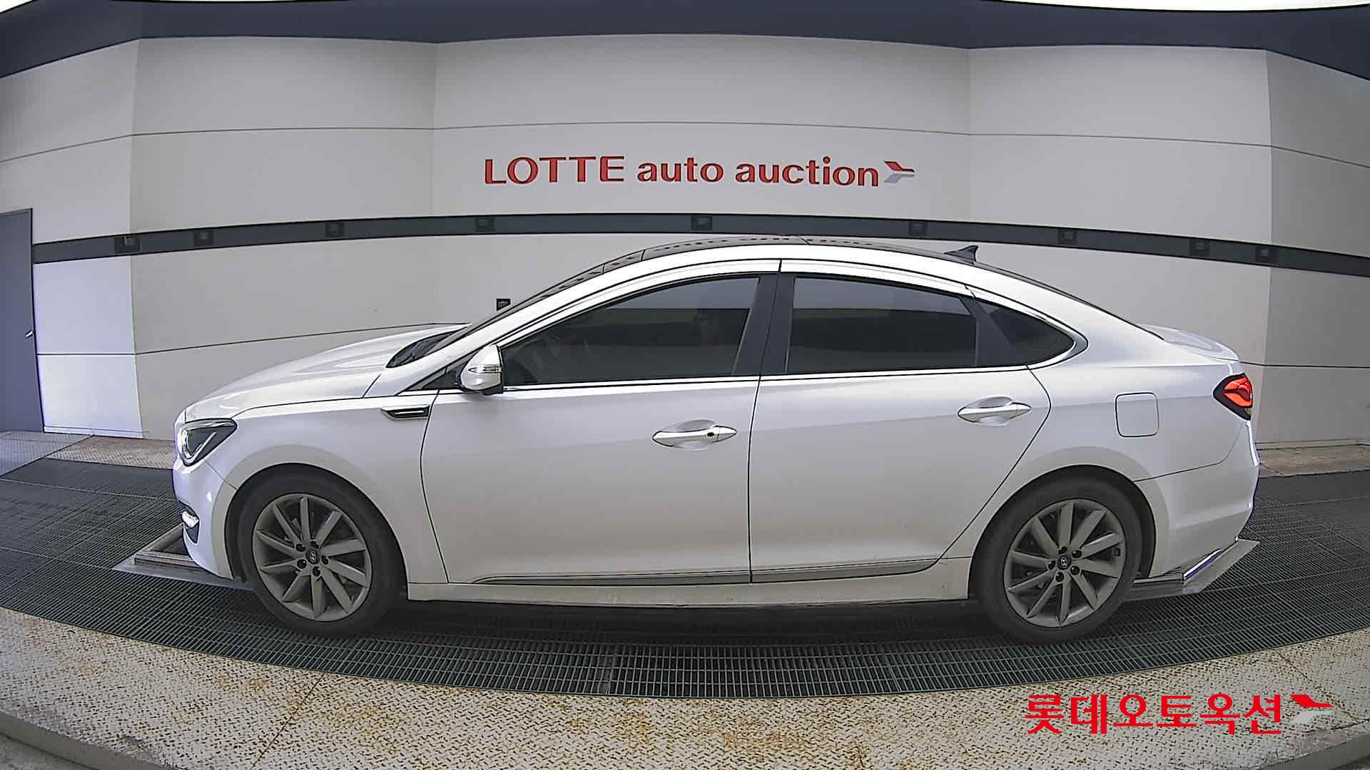 2015 - hyundai aslan