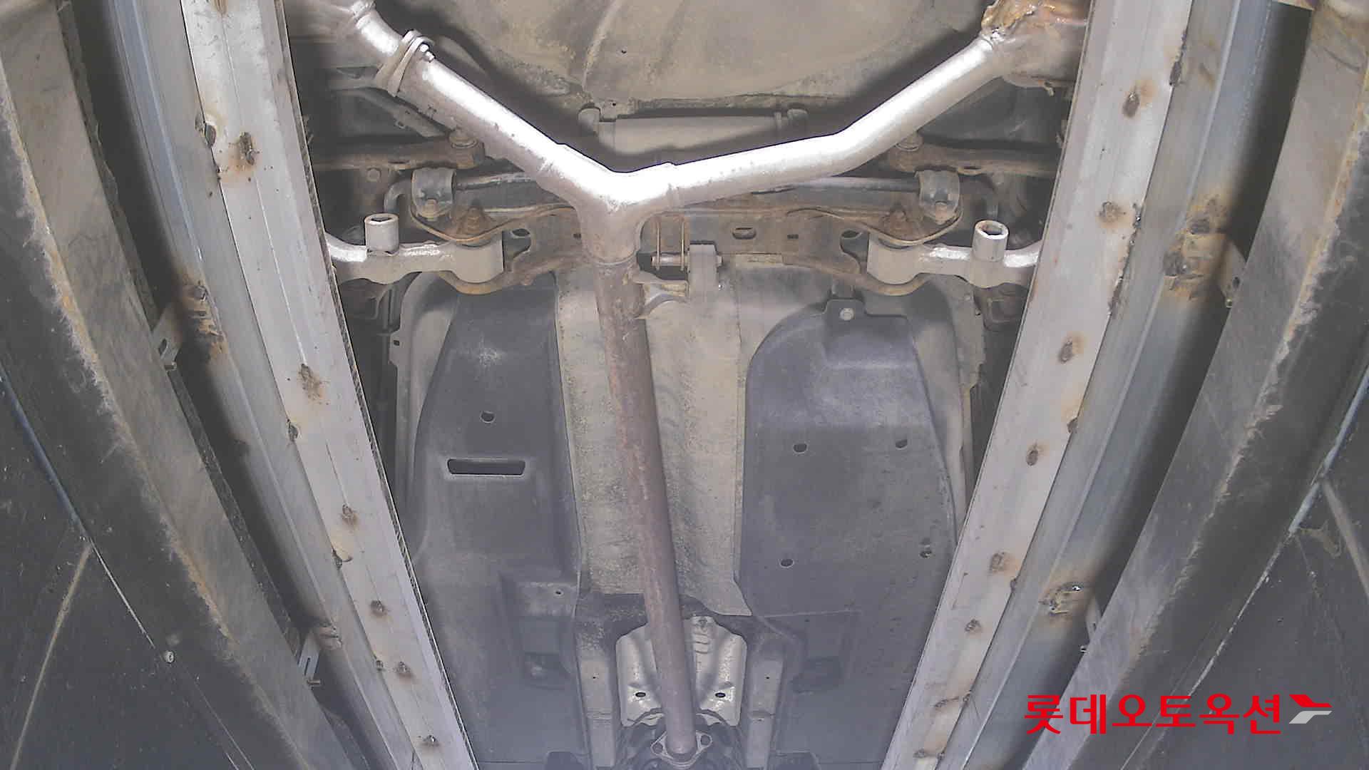 2015 - hyundai aslan