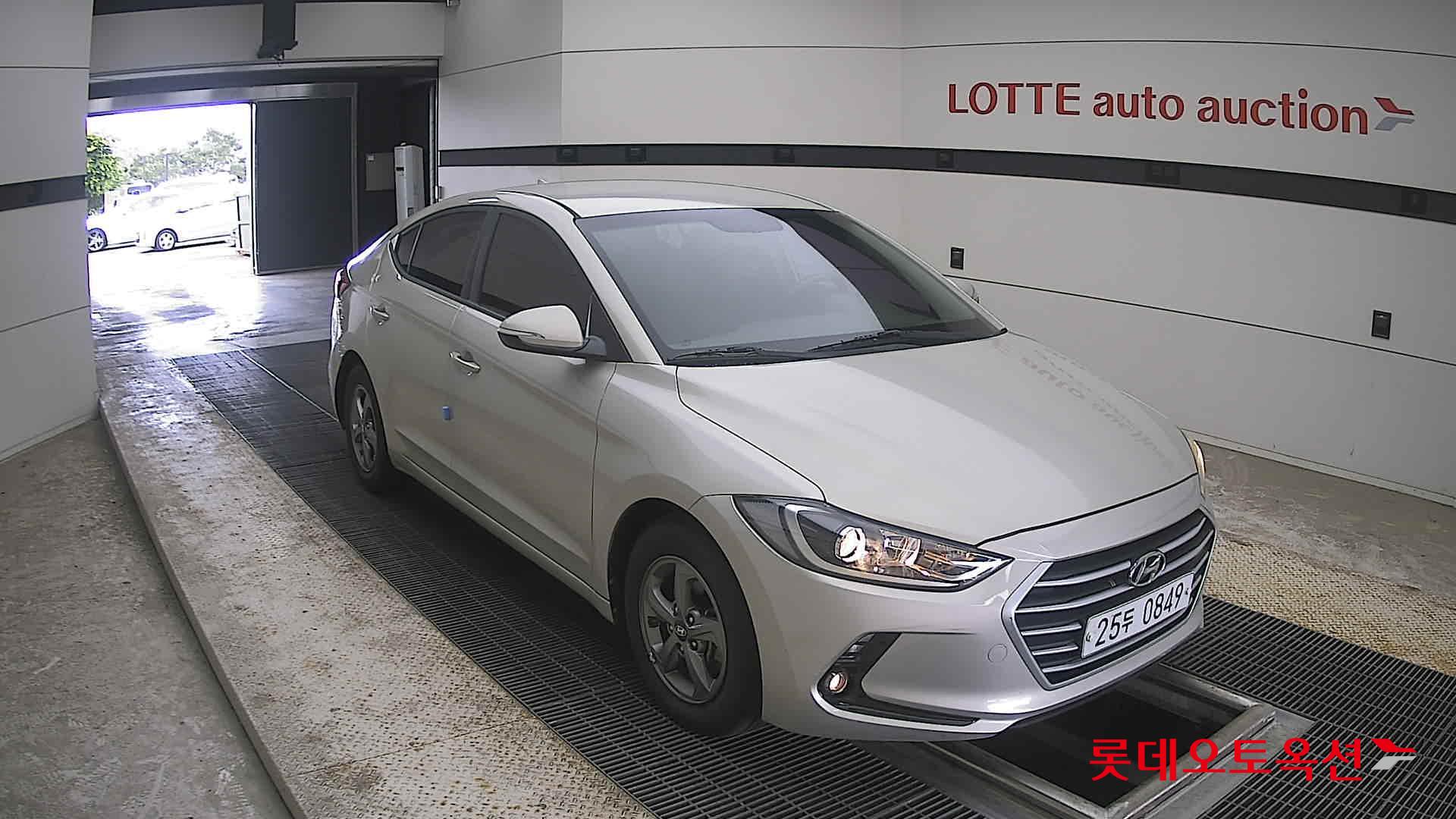 2017 - hyundai avante