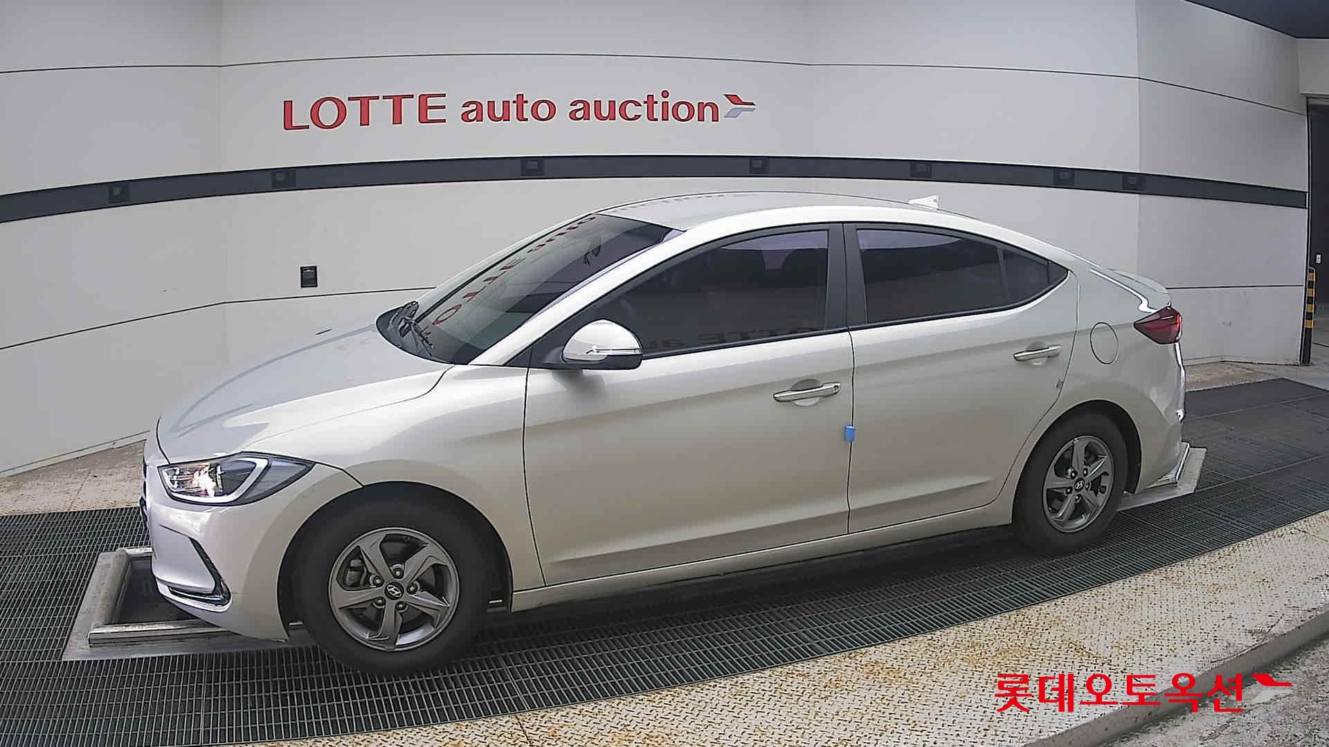 2017 - hyundai avante