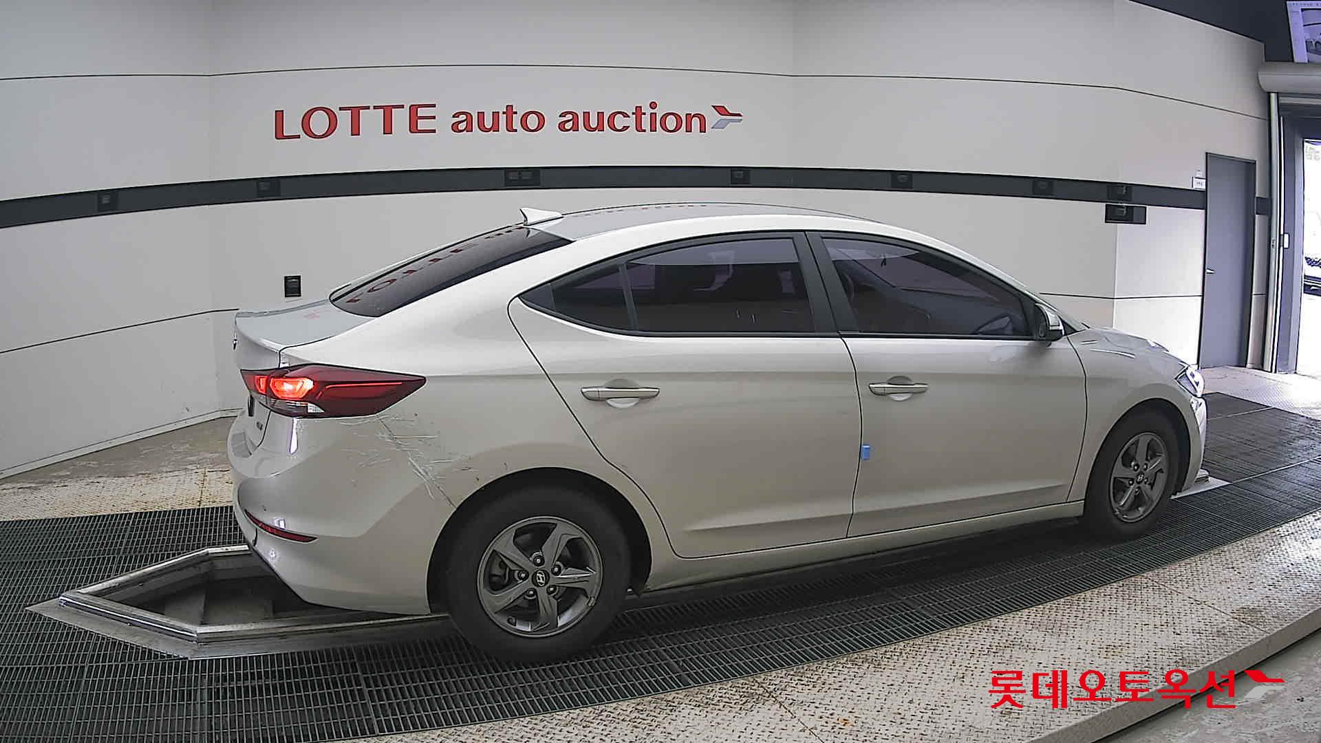 2017 - hyundai avante
