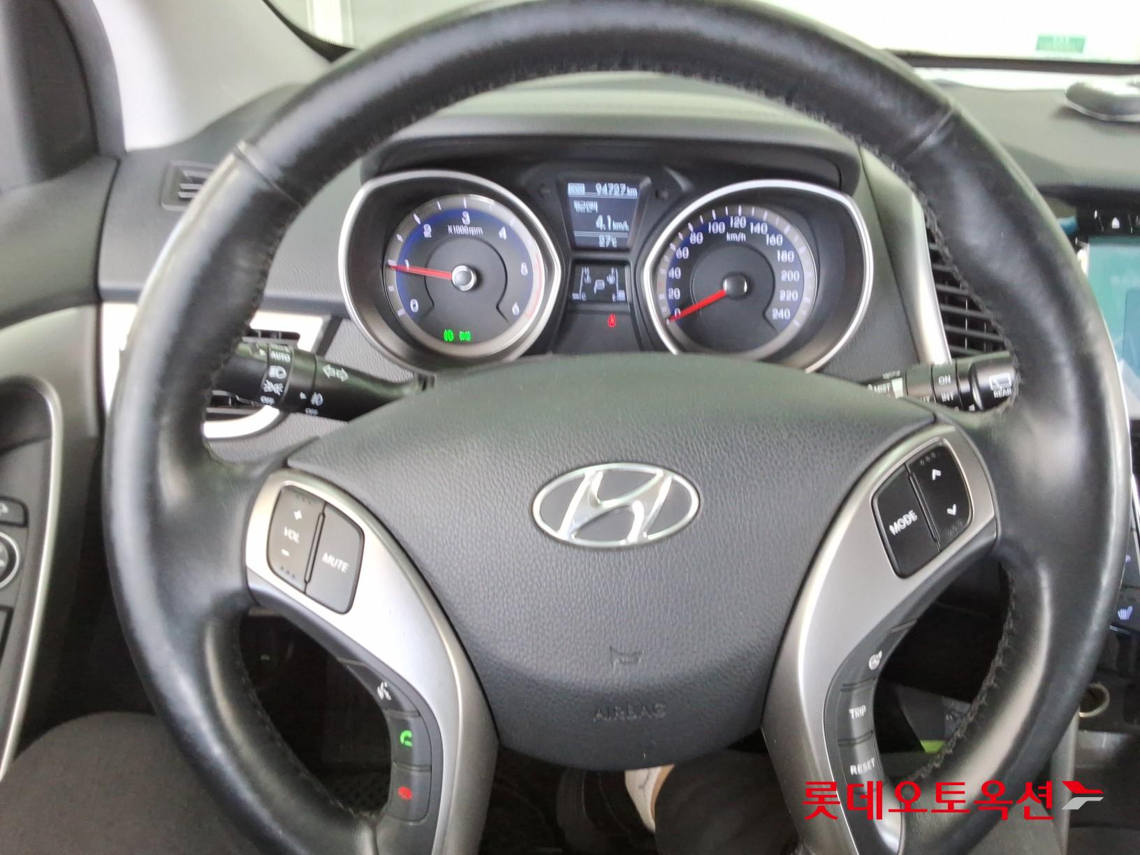 2015 - hyundai i30