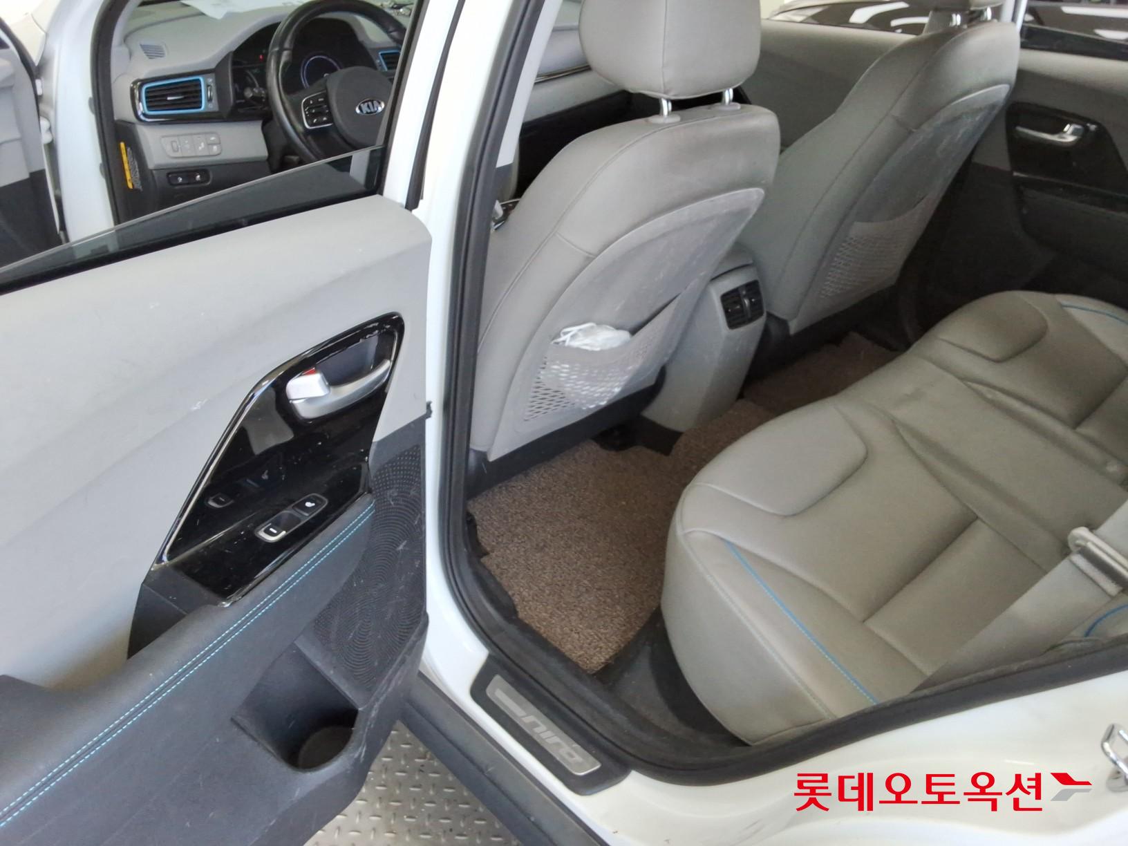2019 - kia niro