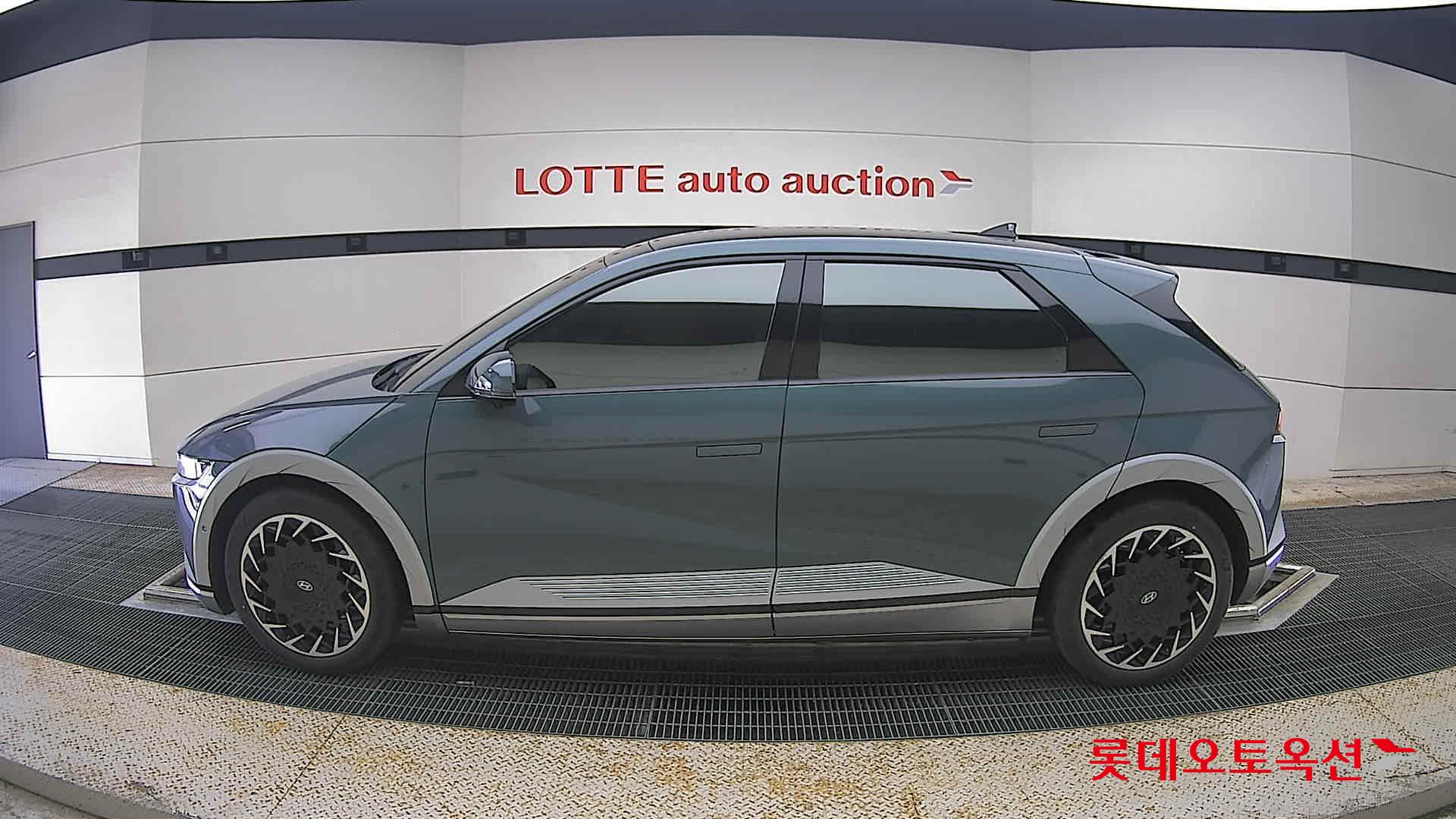 2023 - hyundai ioniq