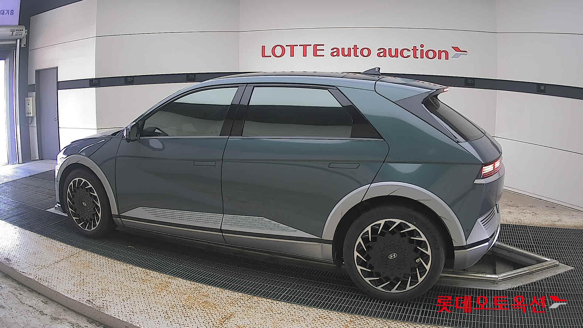 2023 - hyundai ioniq