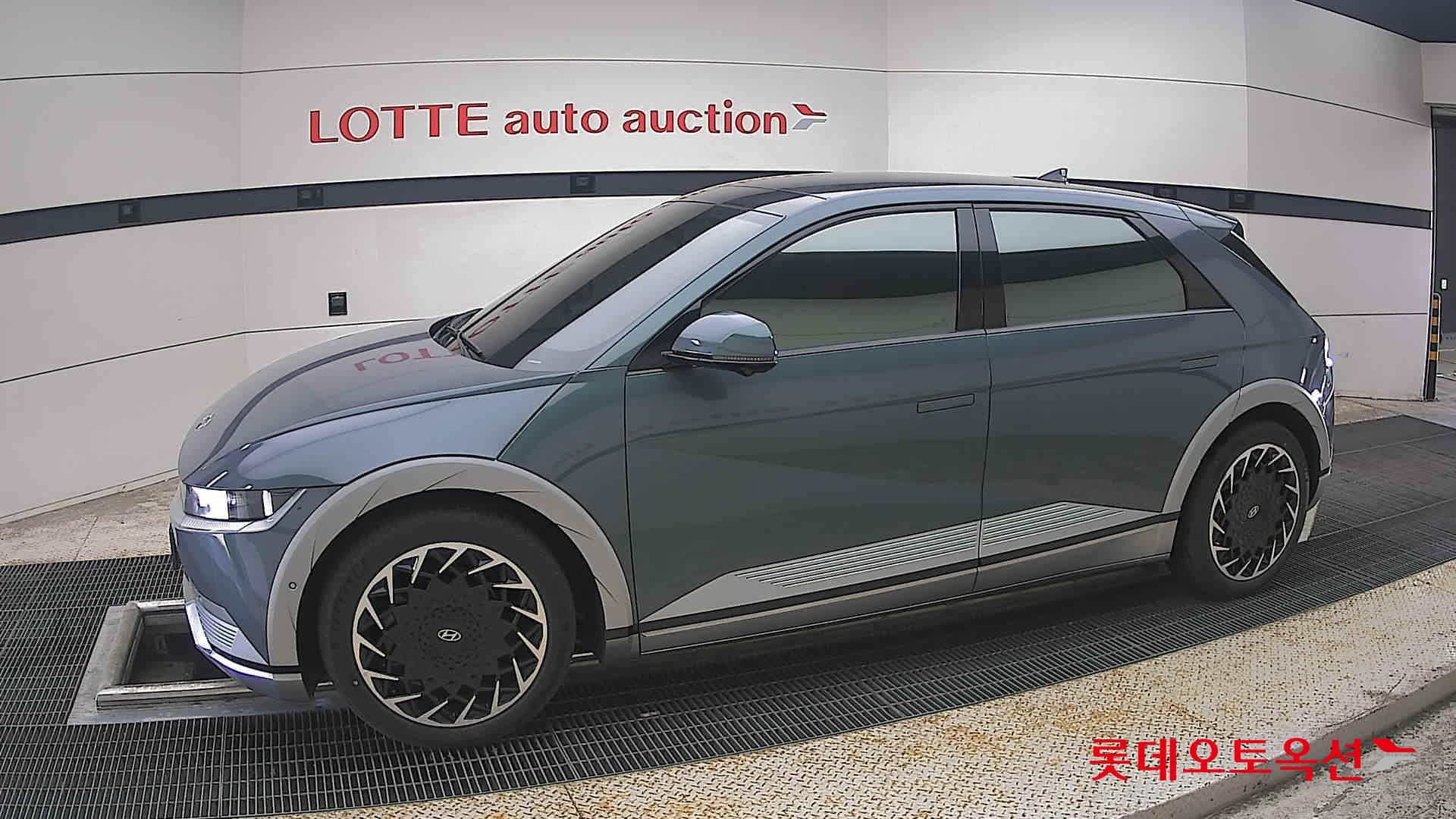 2023 - hyundai ioniq