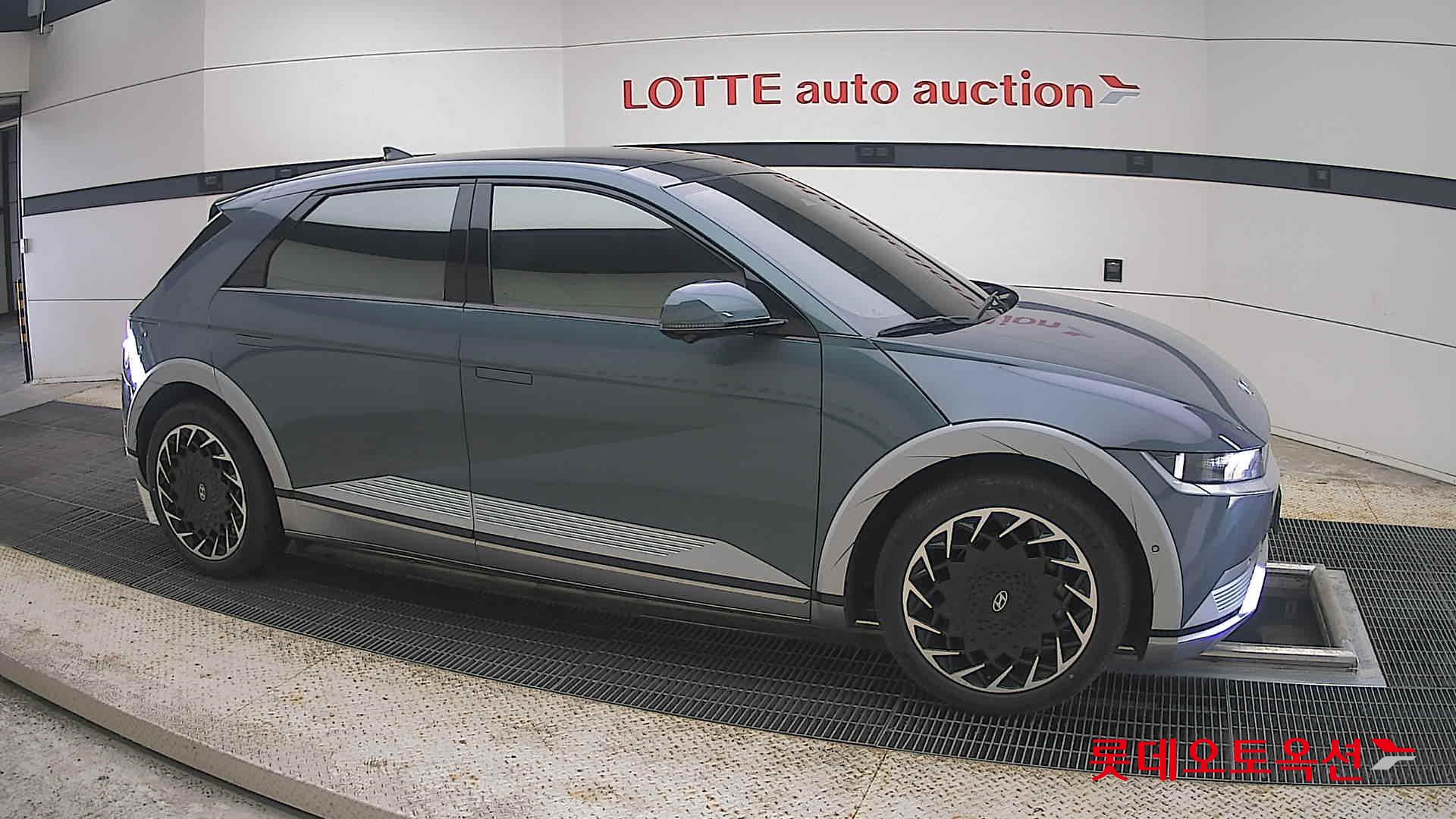 2023 - hyundai ioniq