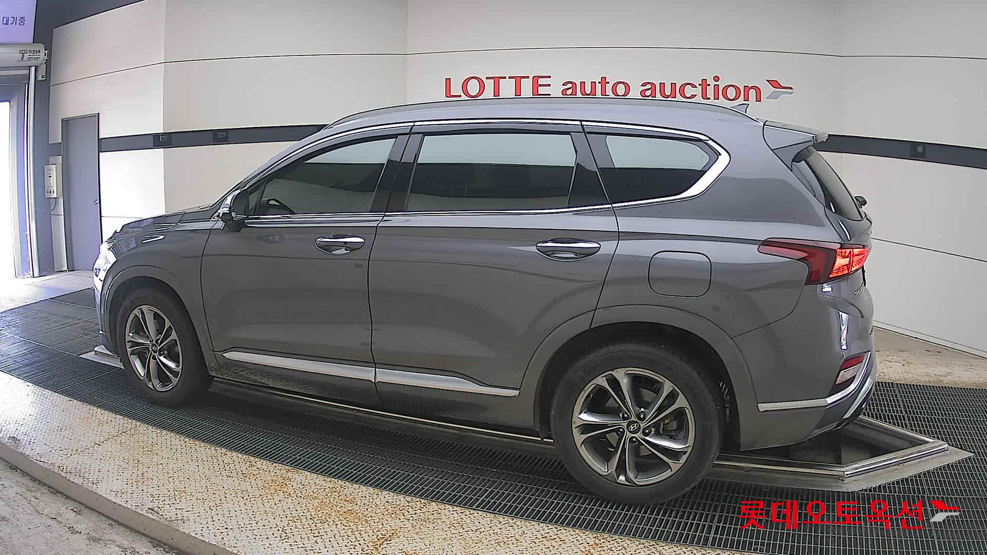 2020 - hyundai santafe
