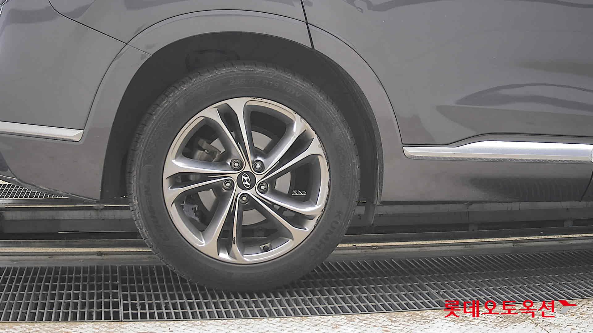 2020 - hyundai santafe