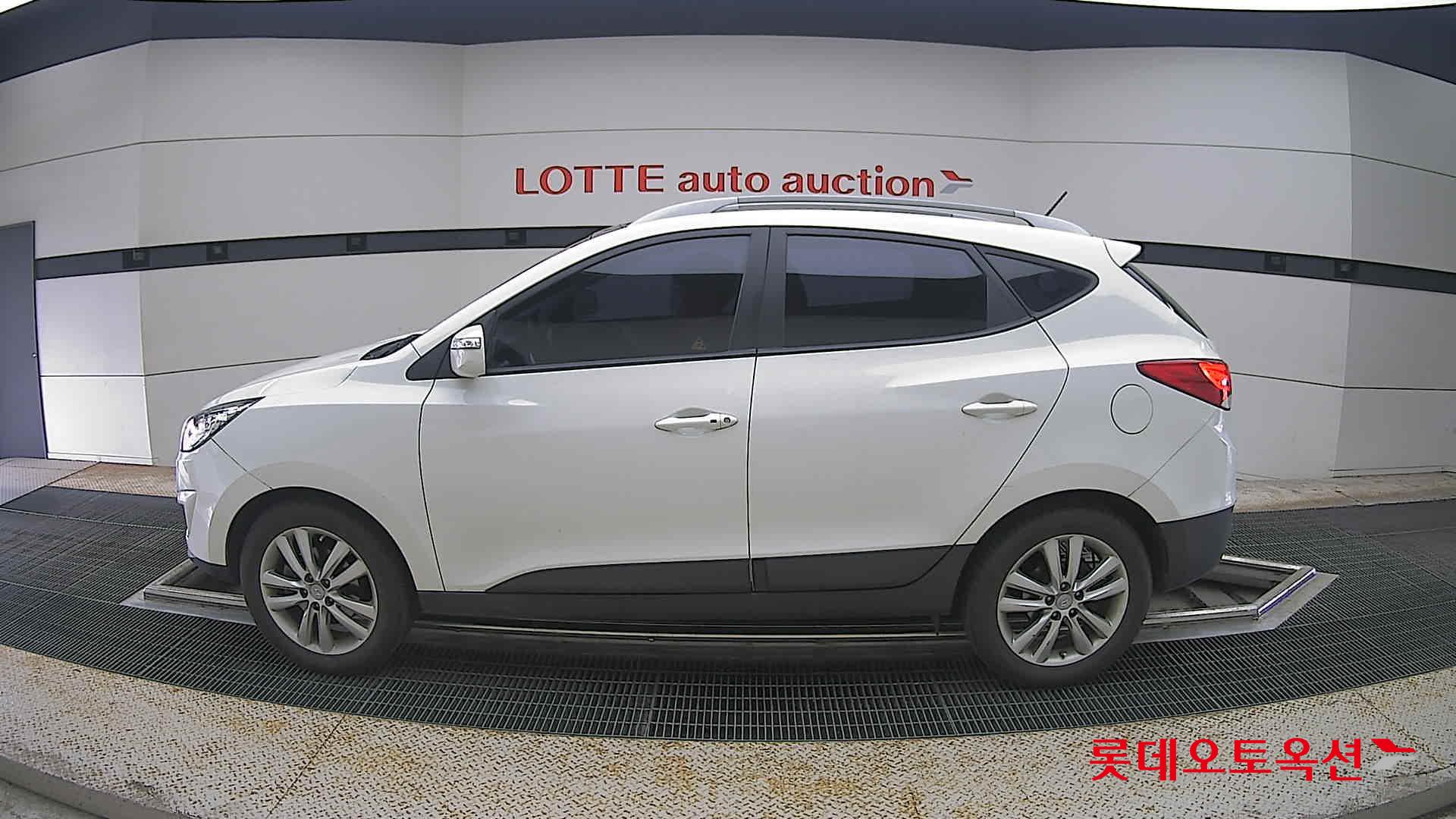 2012 - hyundai tucson