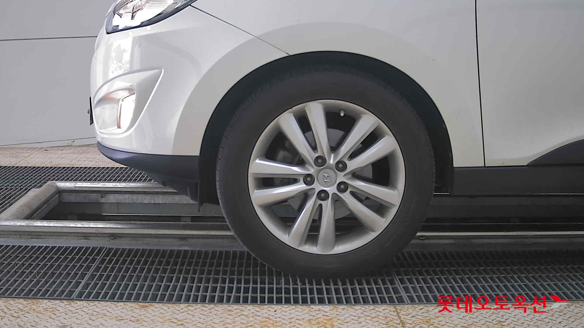 2012 - hyundai tucson