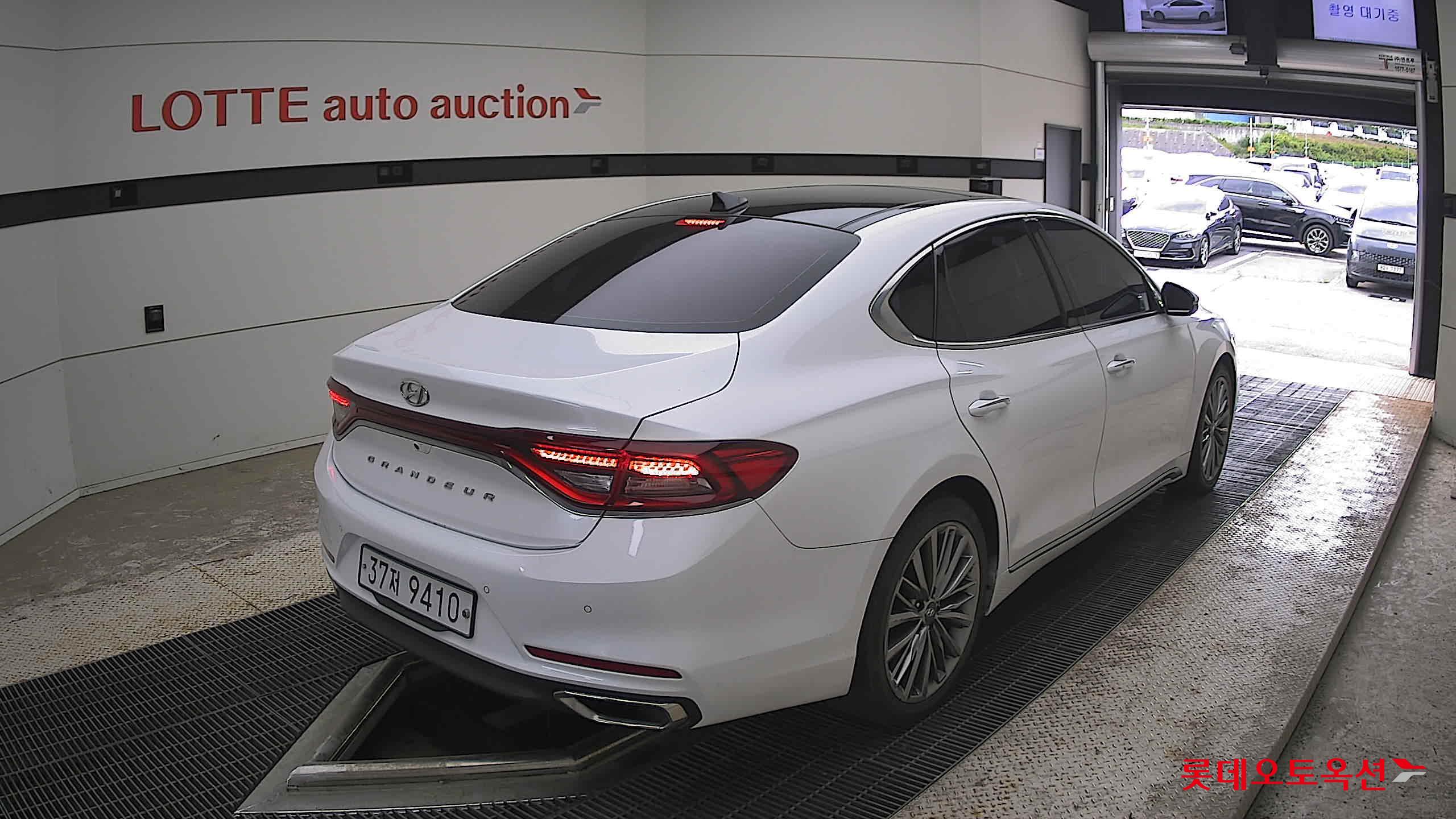 2019 - hyundai grandeur