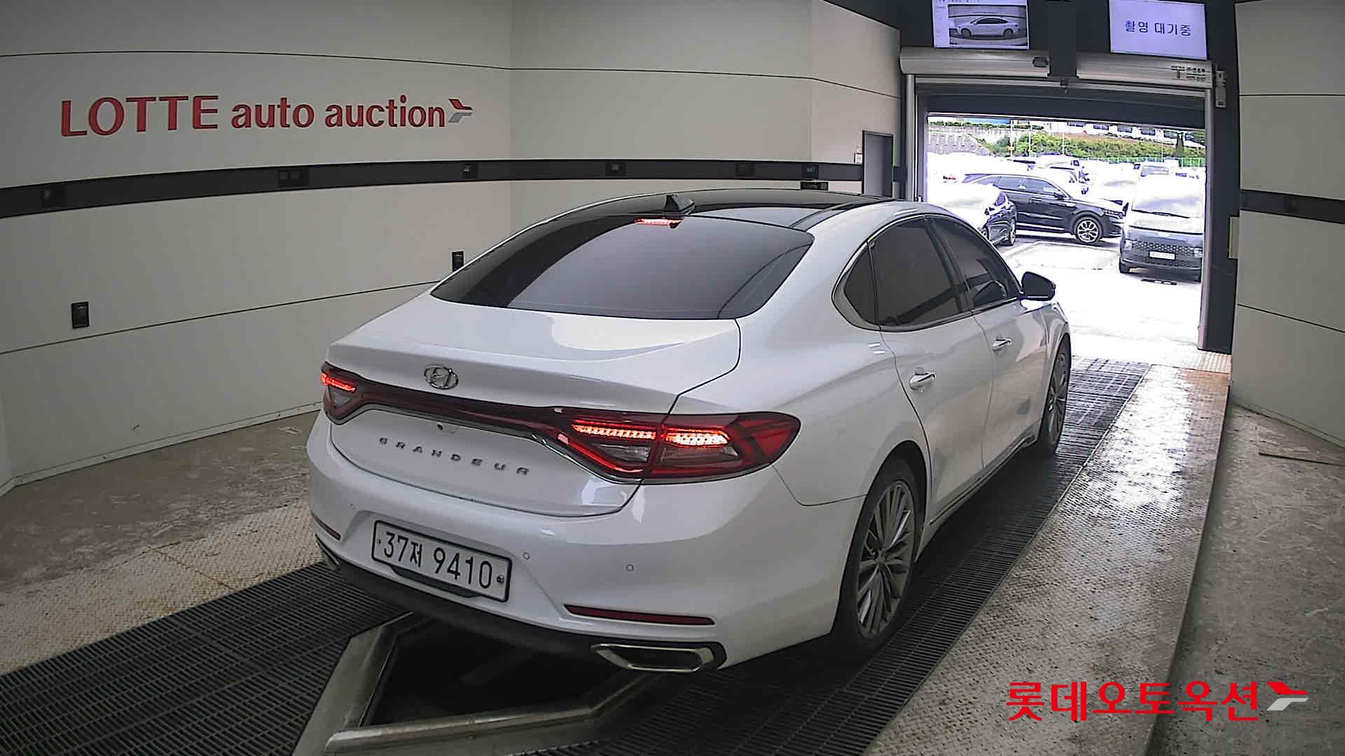 2019 - hyundai grandeur