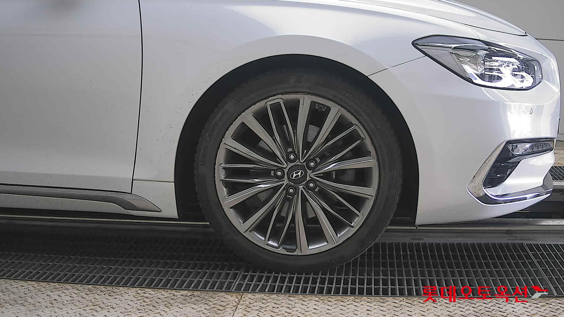 2019 - hyundai grandeur