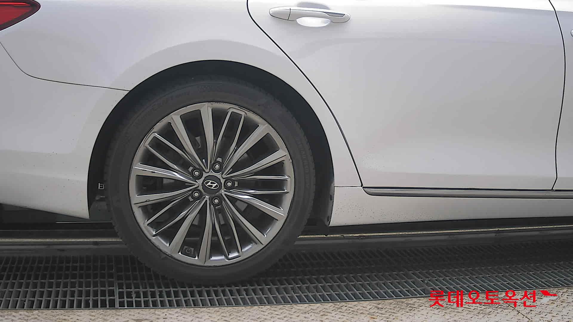 2019 - hyundai grandeur