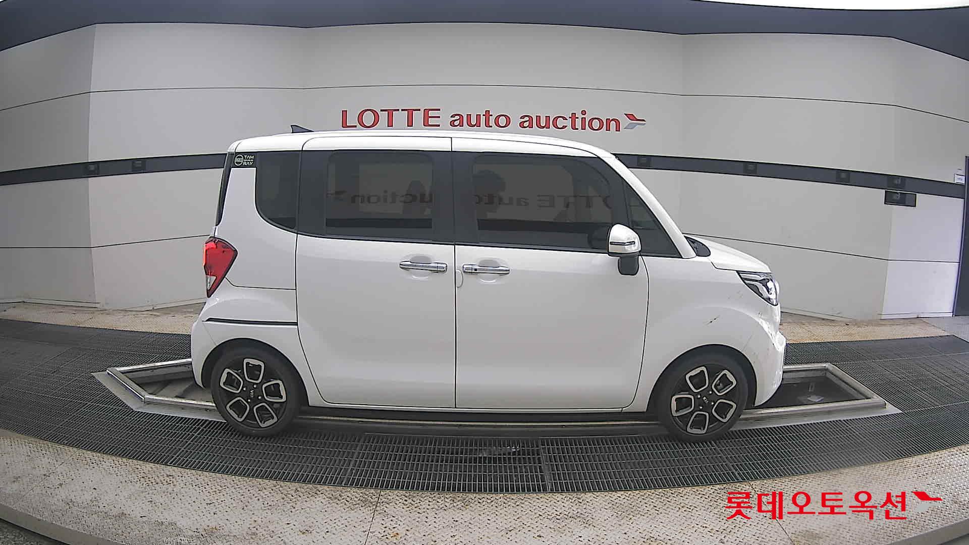 2021 - kia ray