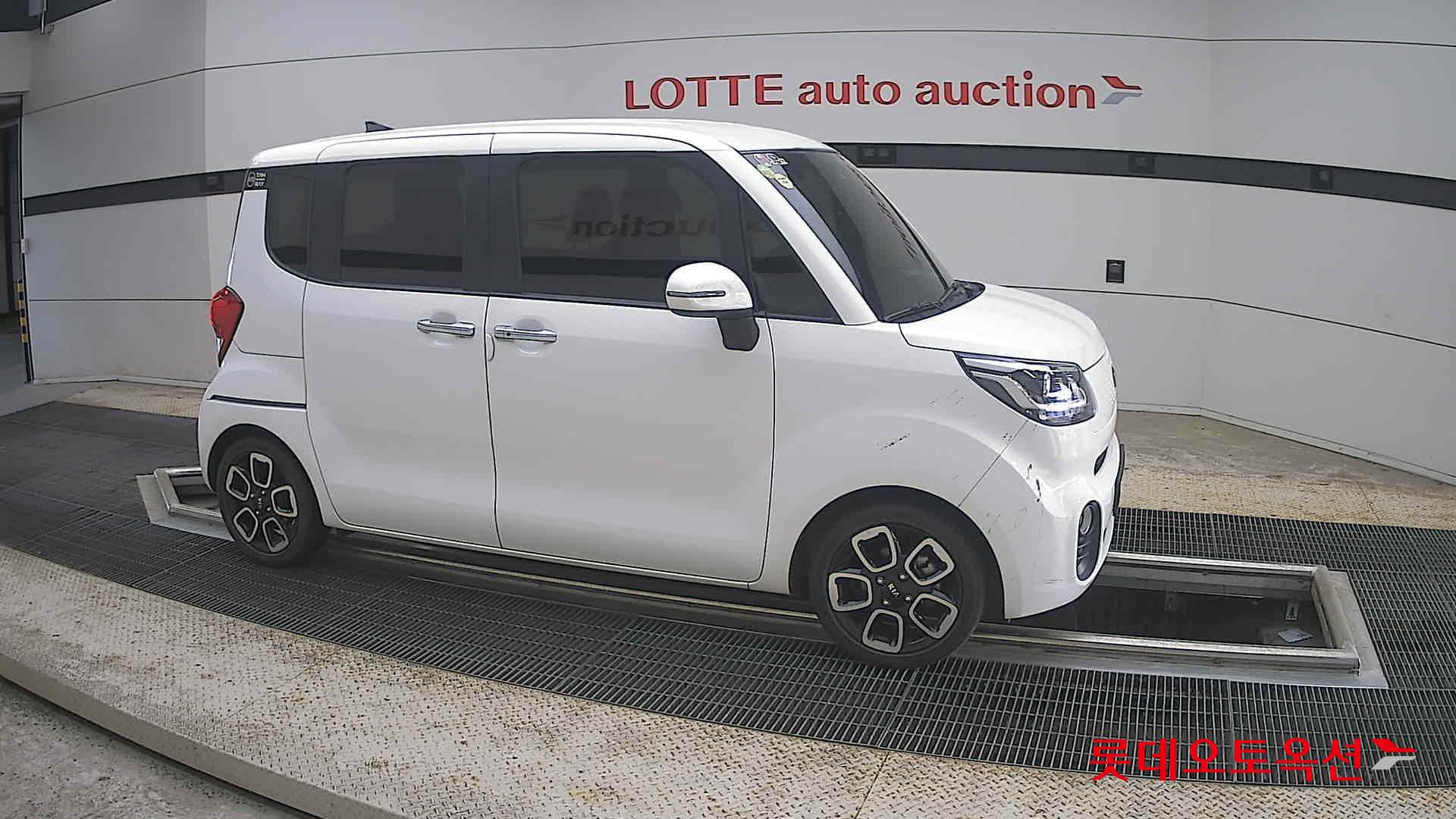 2021 - kia ray